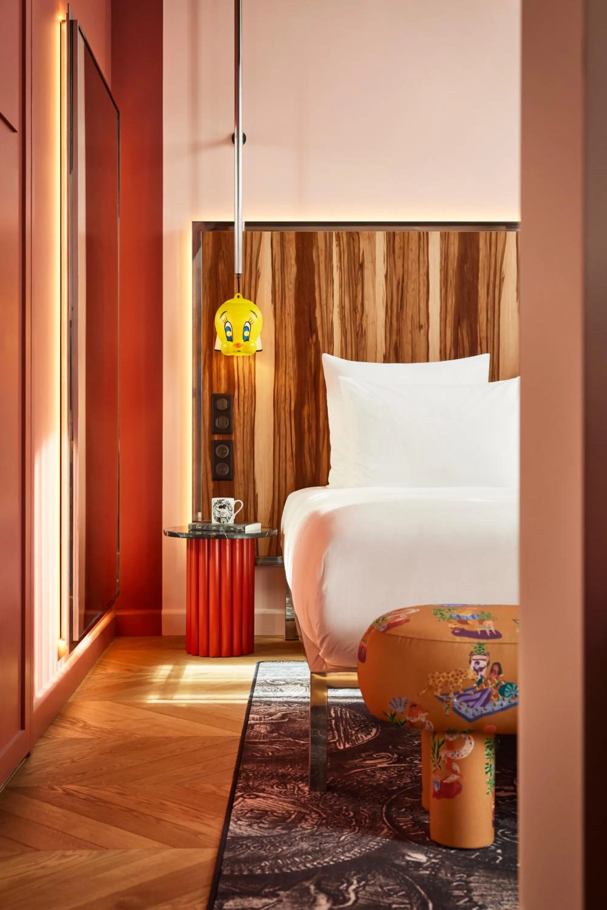 Bed in Mama Shelter Rennes