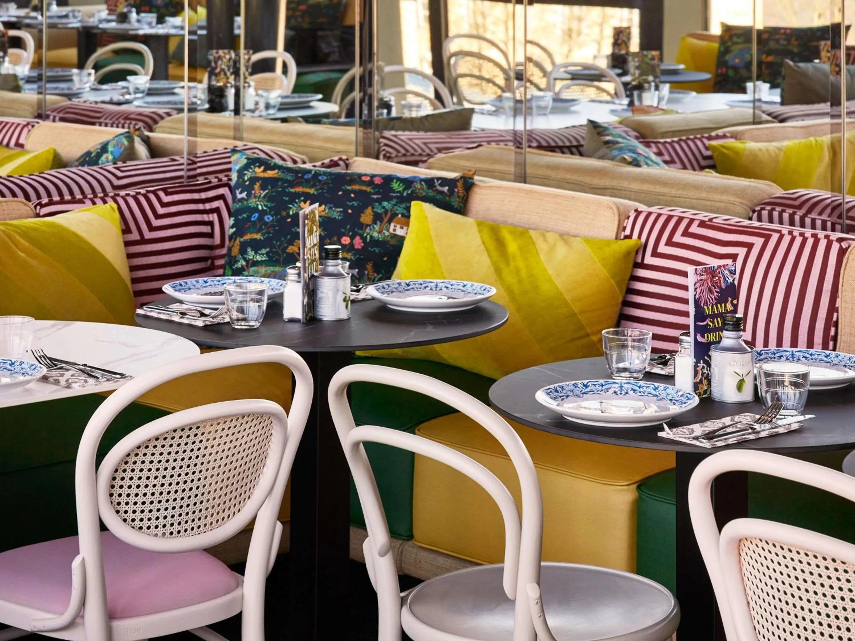 Restaurant/places to eat in Mama Shelter Rennes