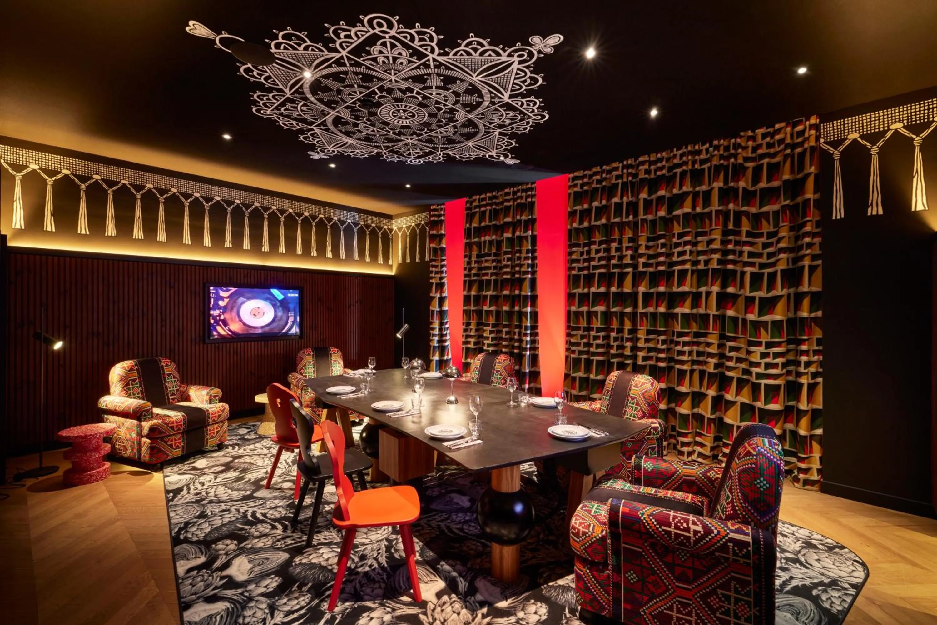 Meeting/conference room in Mama Shelter Rennes