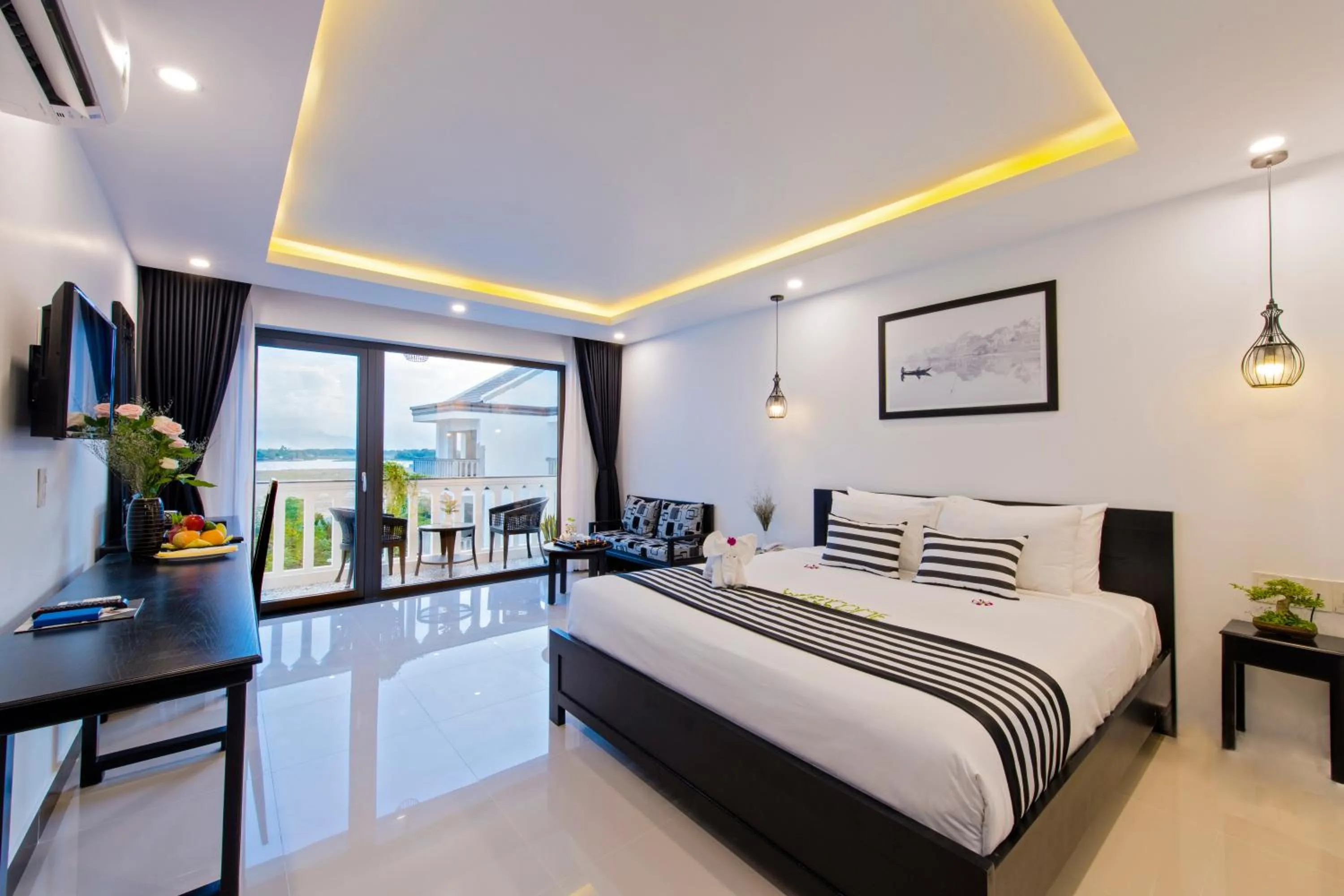 Bed in Gem Riverside Hotel Hoi An