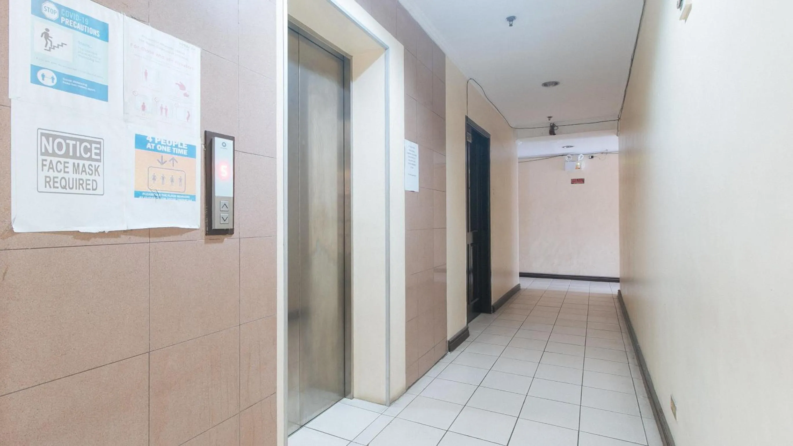 Area and facilities in Mervin's Terraces by RedDoorz