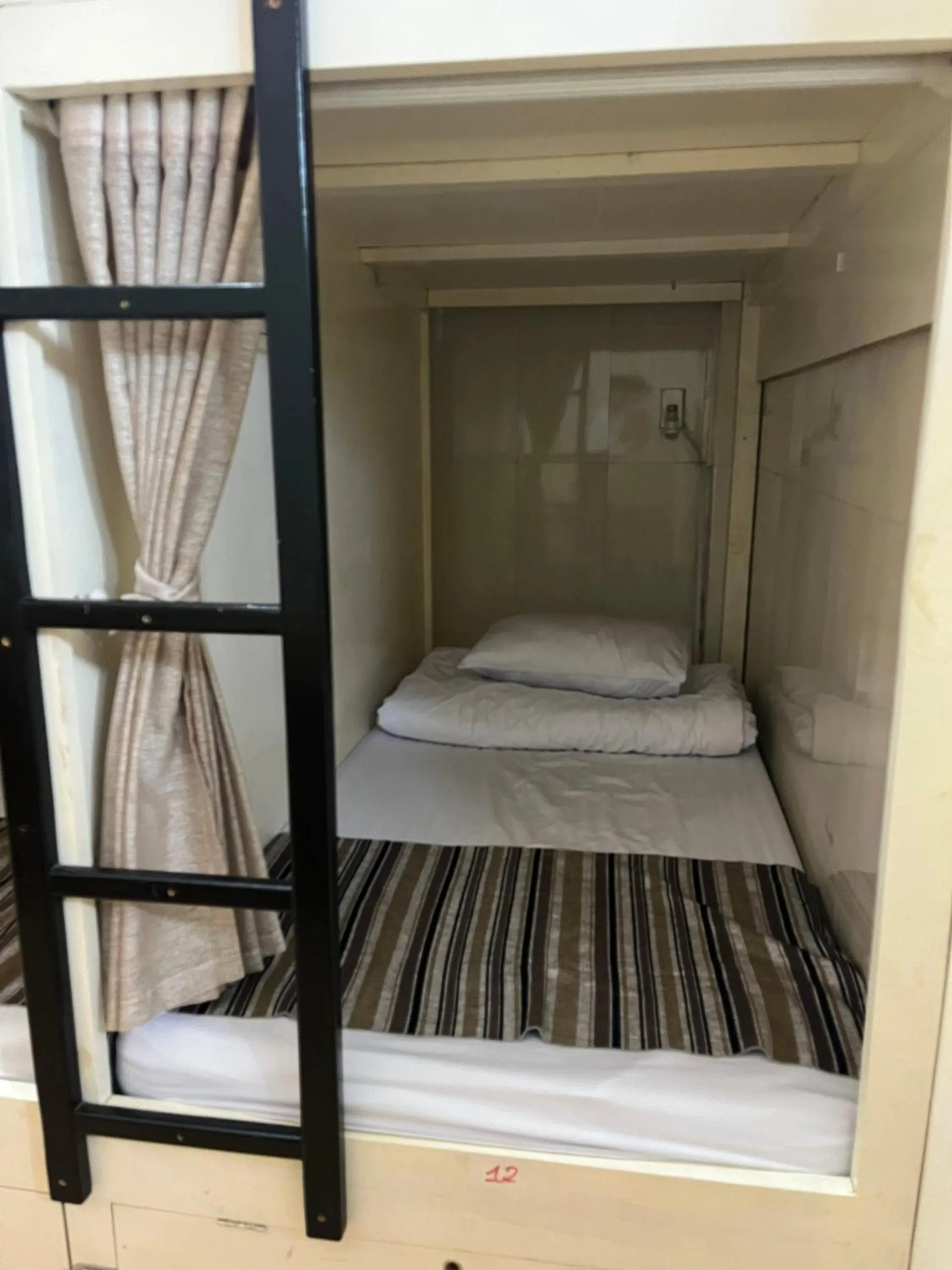 Bed in New Sleep in Dalat Hostel