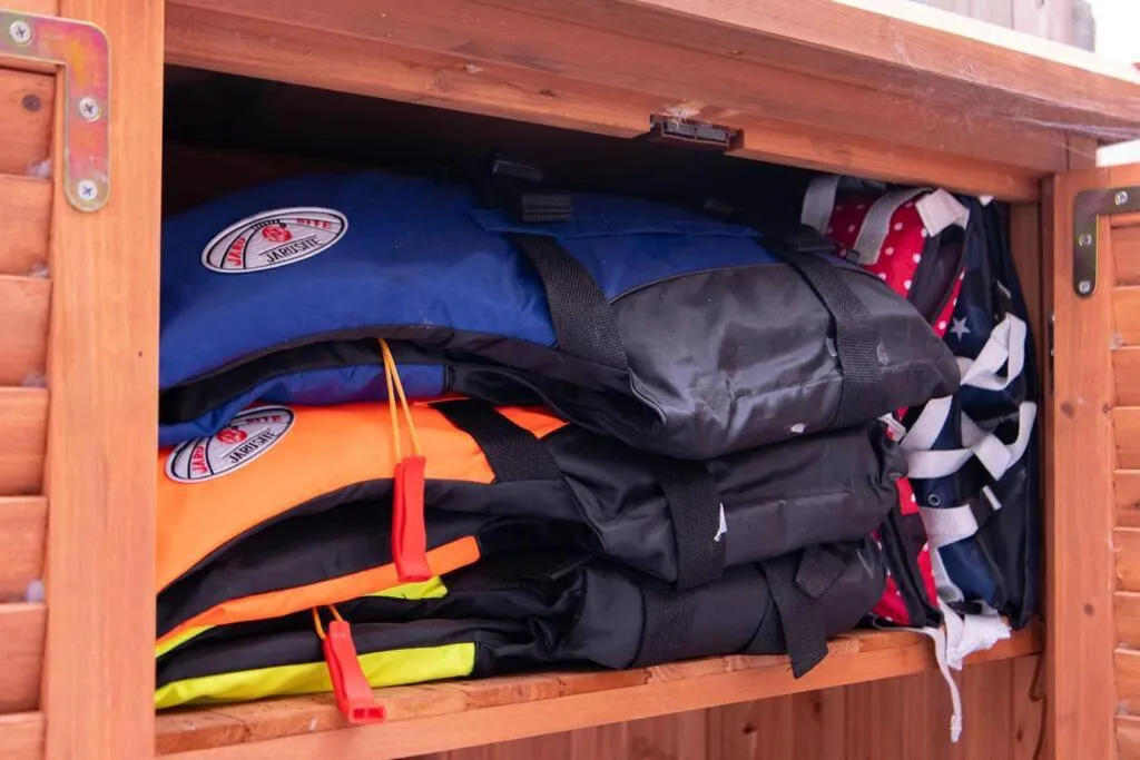 Fishing in Jikukan Meguri