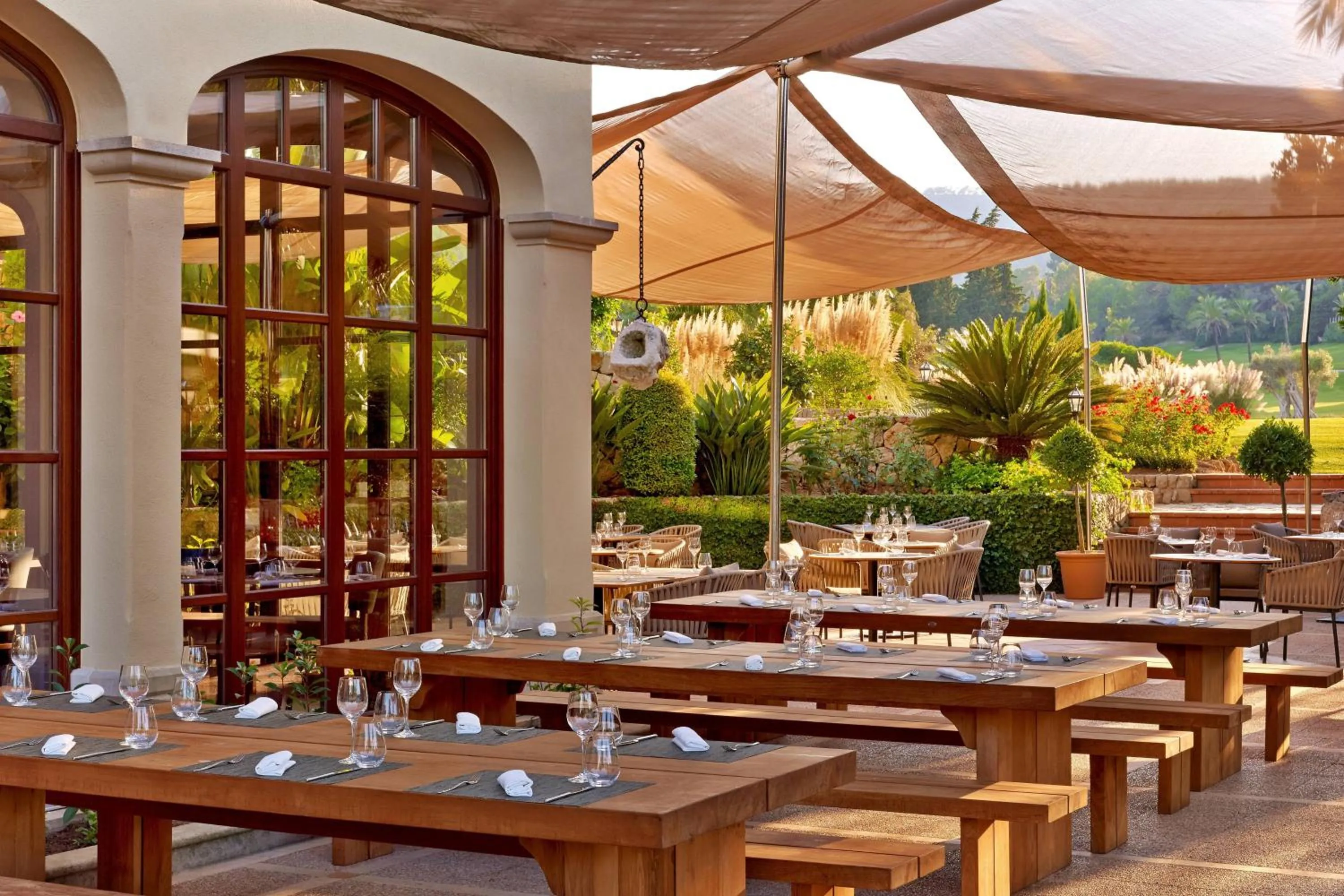 Restaurant/places to eat in Sheraton Mallorca Arabella Golf Hotel