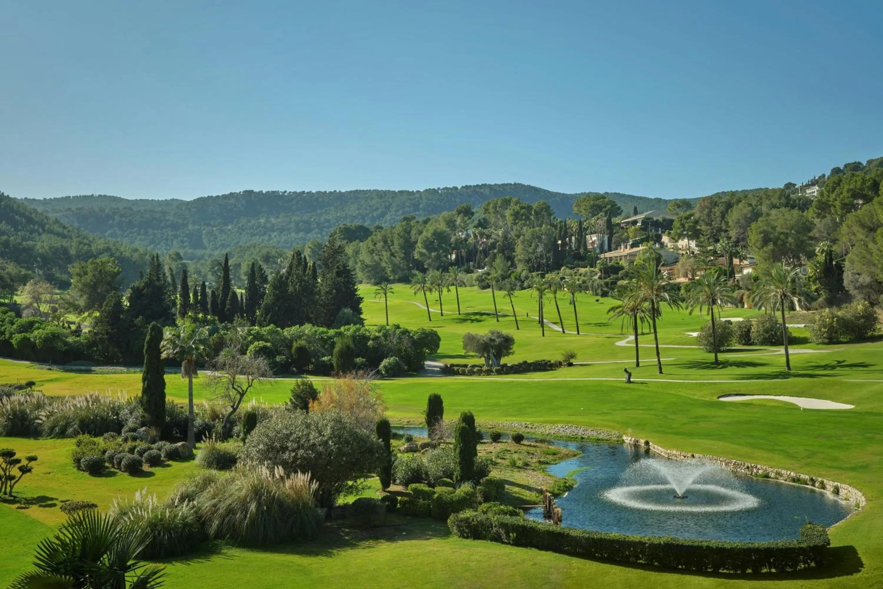 Swimming pool in Sheraton Mallorca Arabella Golf Hotel