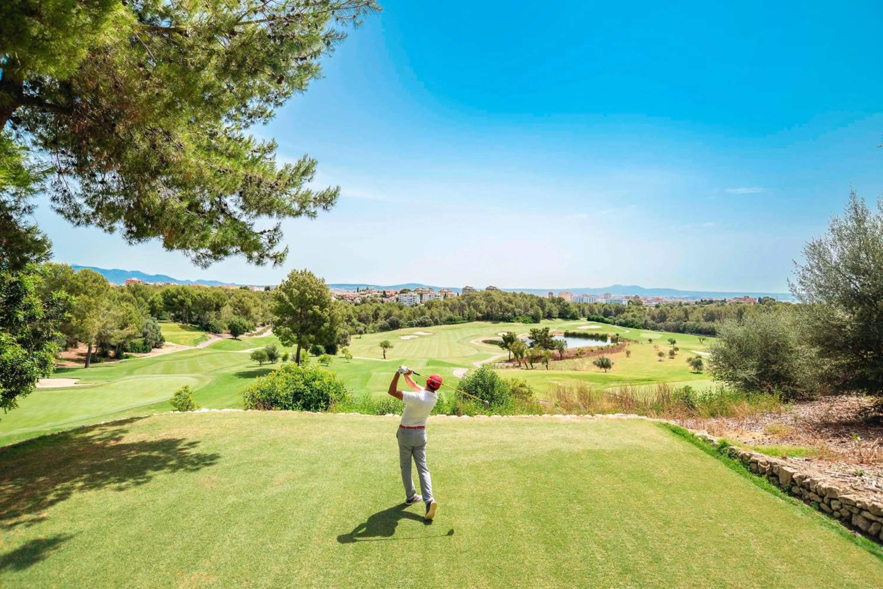 Golfcourse in The St. Regis Mardavall Mallorca Resort