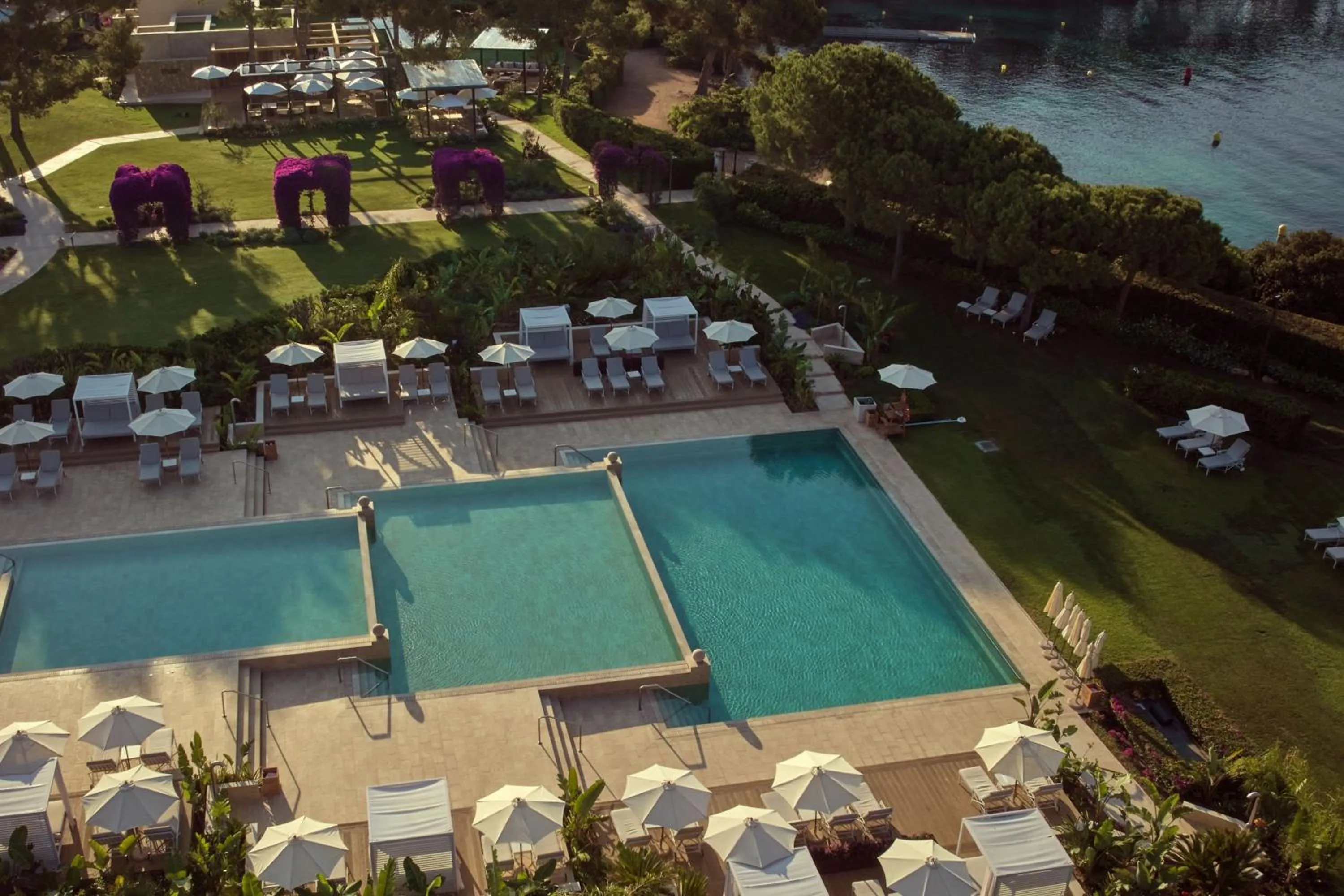 Swimming pool in The St. Regis Mardavall Mallorca Resort