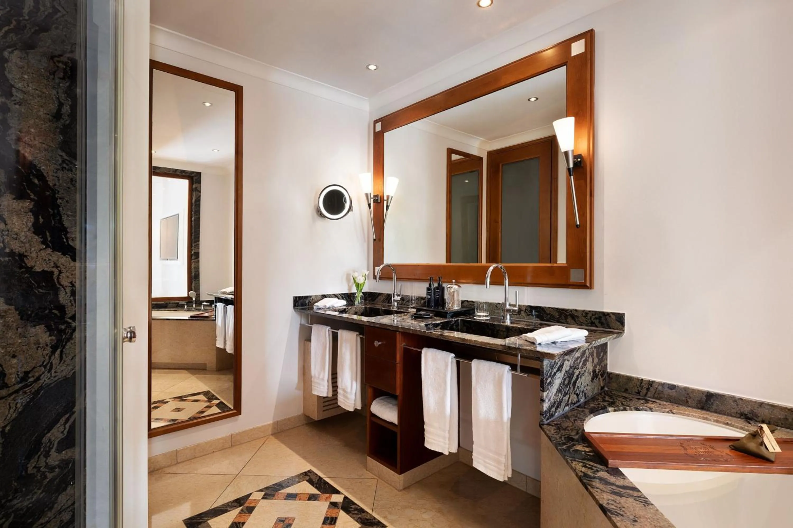 Bathroom in The St. Regis Mardavall Mallorca Resort