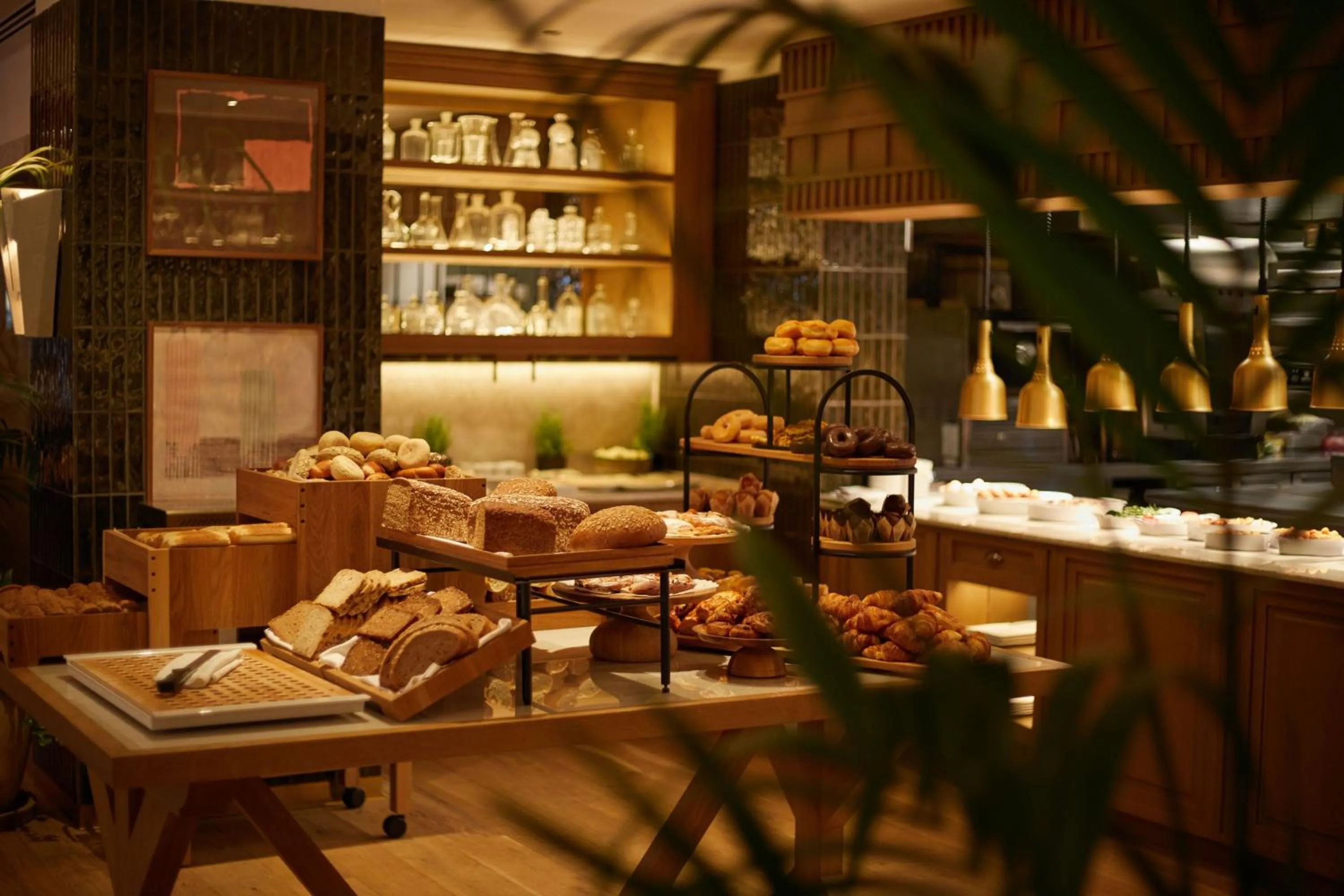 Restaurant/places to eat in The St. Regis Mardavall Mallorca Resort