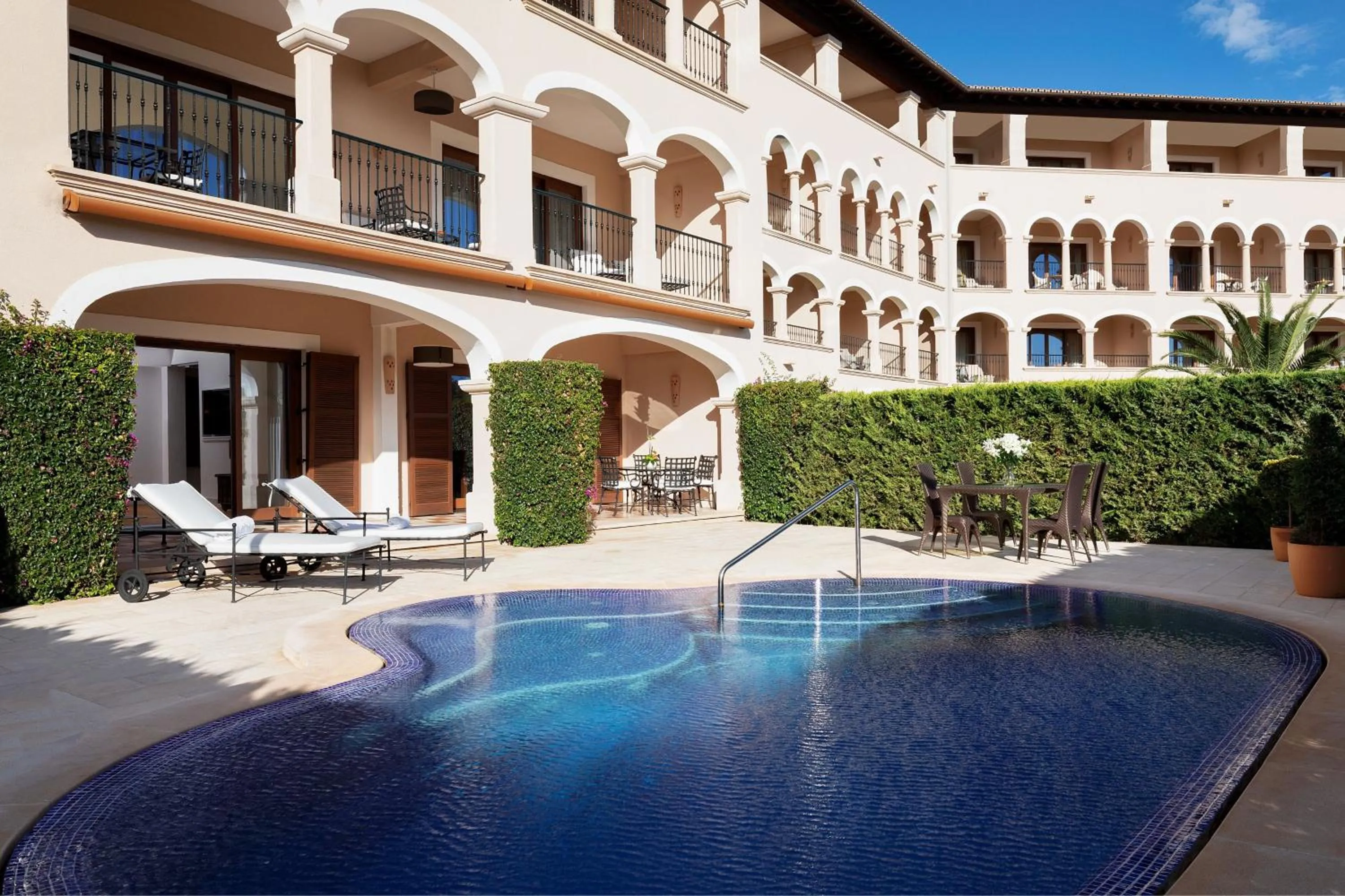 Swimming pool in The St. Regis Mardavall Mallorca Resort