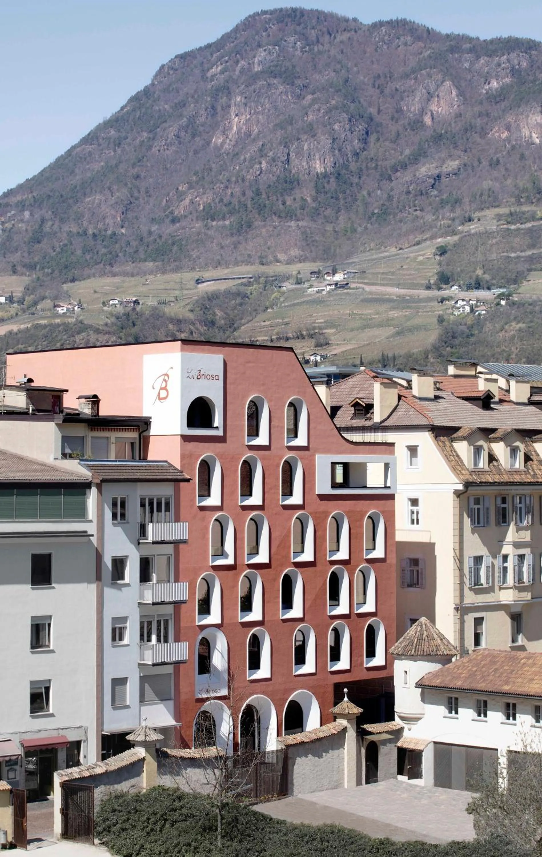 Property building in Hotel La Briosa