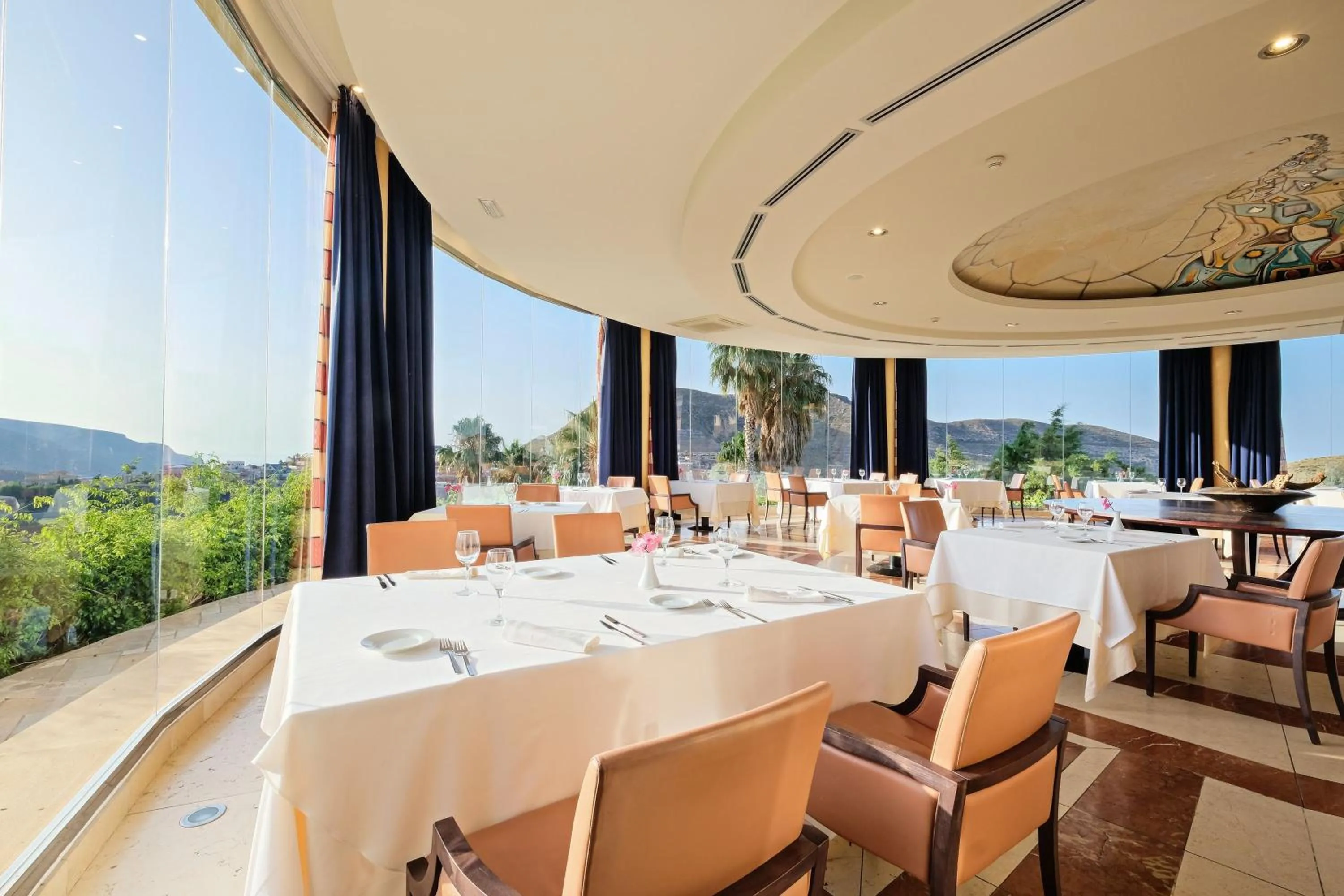 Restaurant/places to eat in Hotel Envia Almería Spa & Golf
