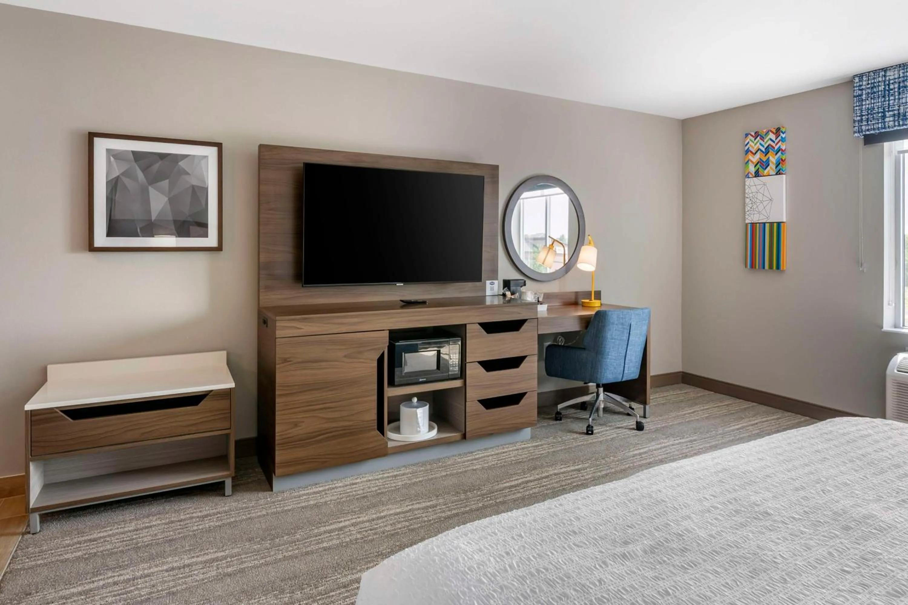 Bedroom, Bed in Hampton Inn Nicholasville Brannon Crossing, Ky