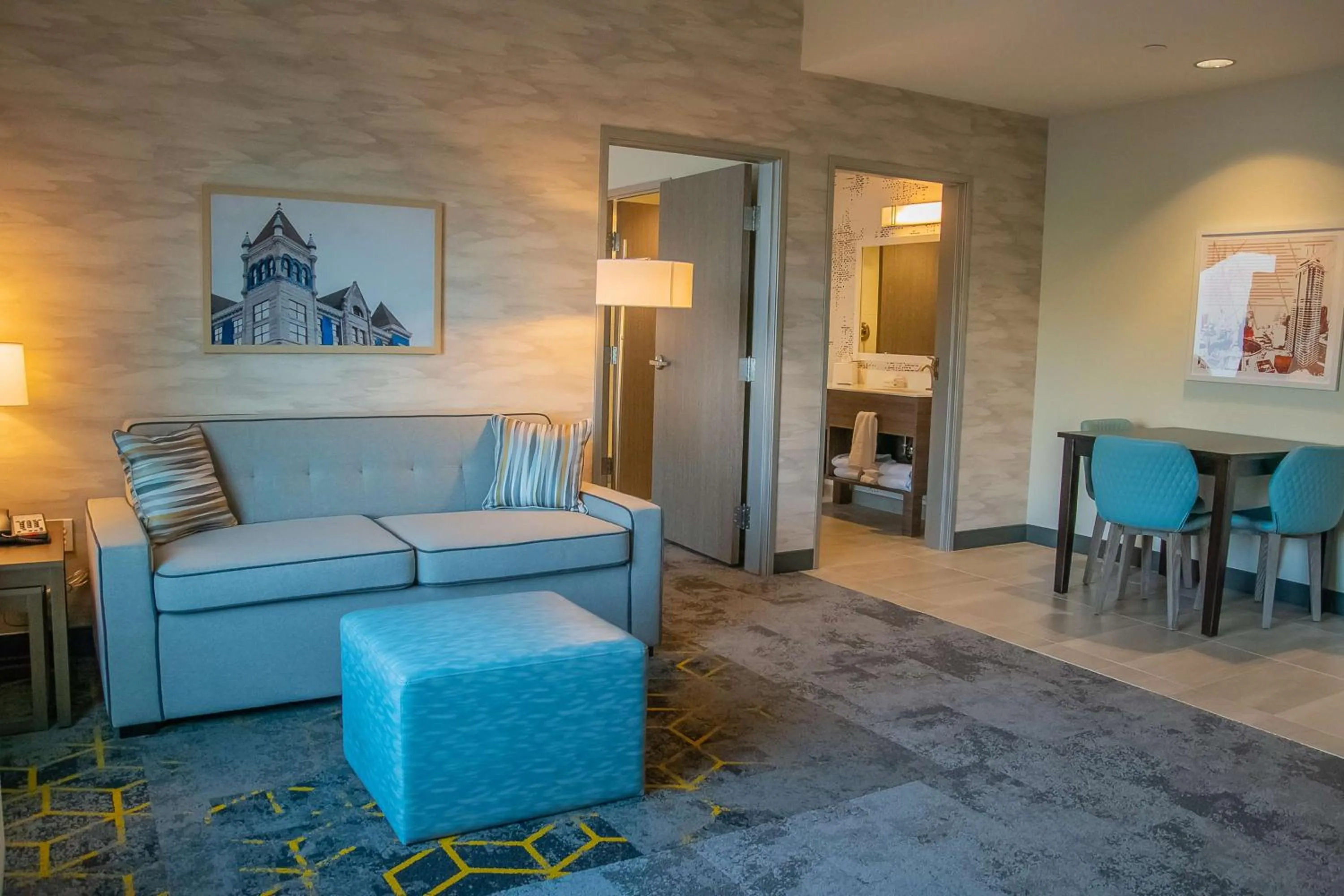 Living room in Home2 Suites By Hilton Logansport