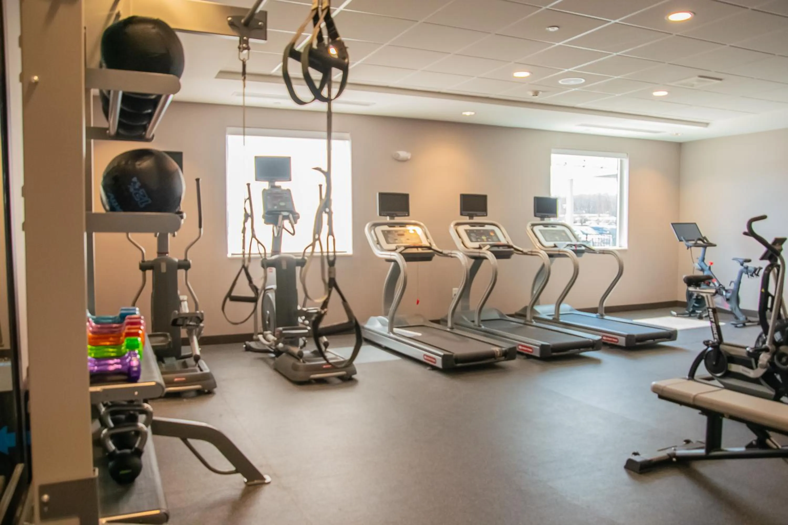 Fitness centre/facilities in Home2 Suites By Hilton Logansport