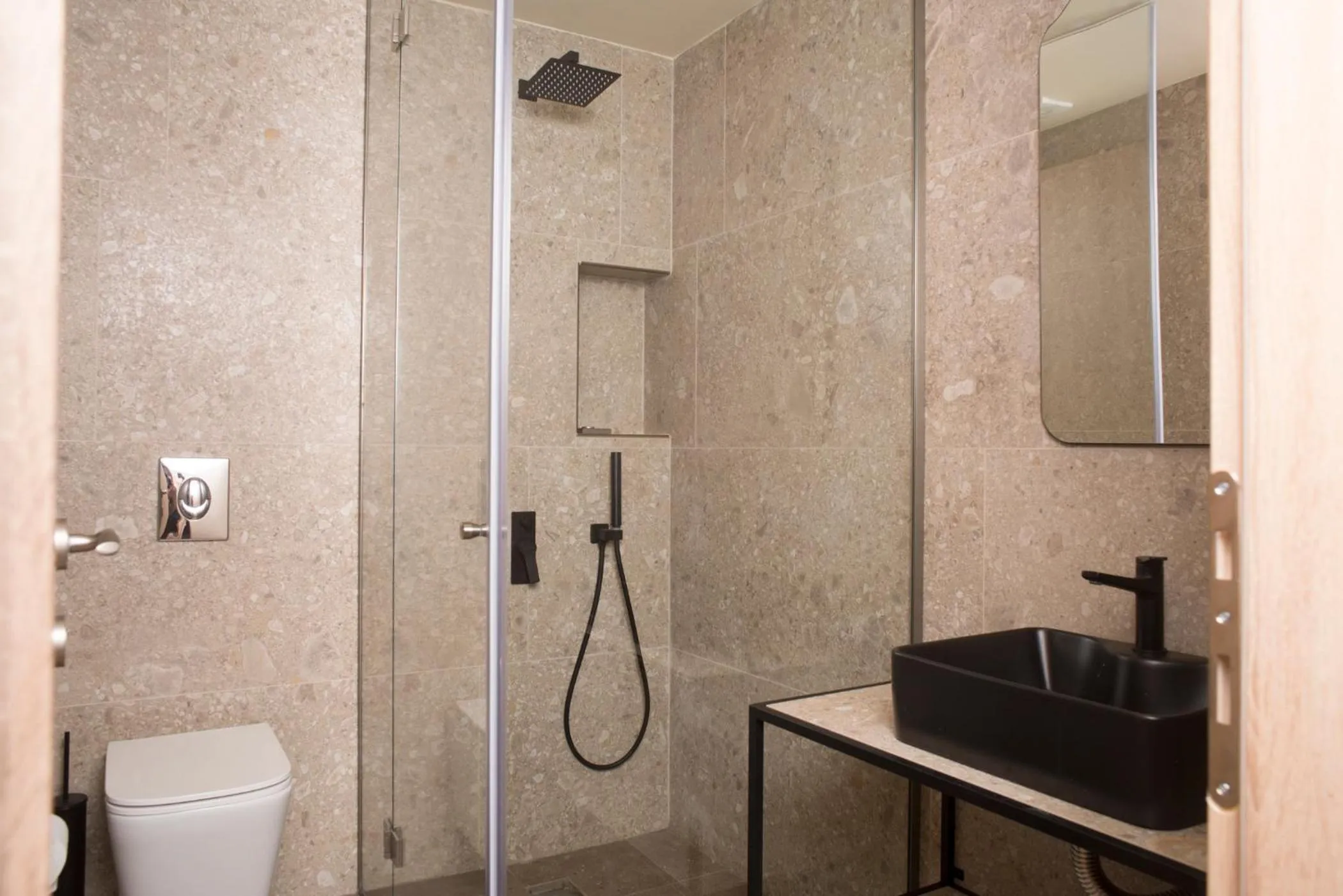 Shower in Elaia Grove