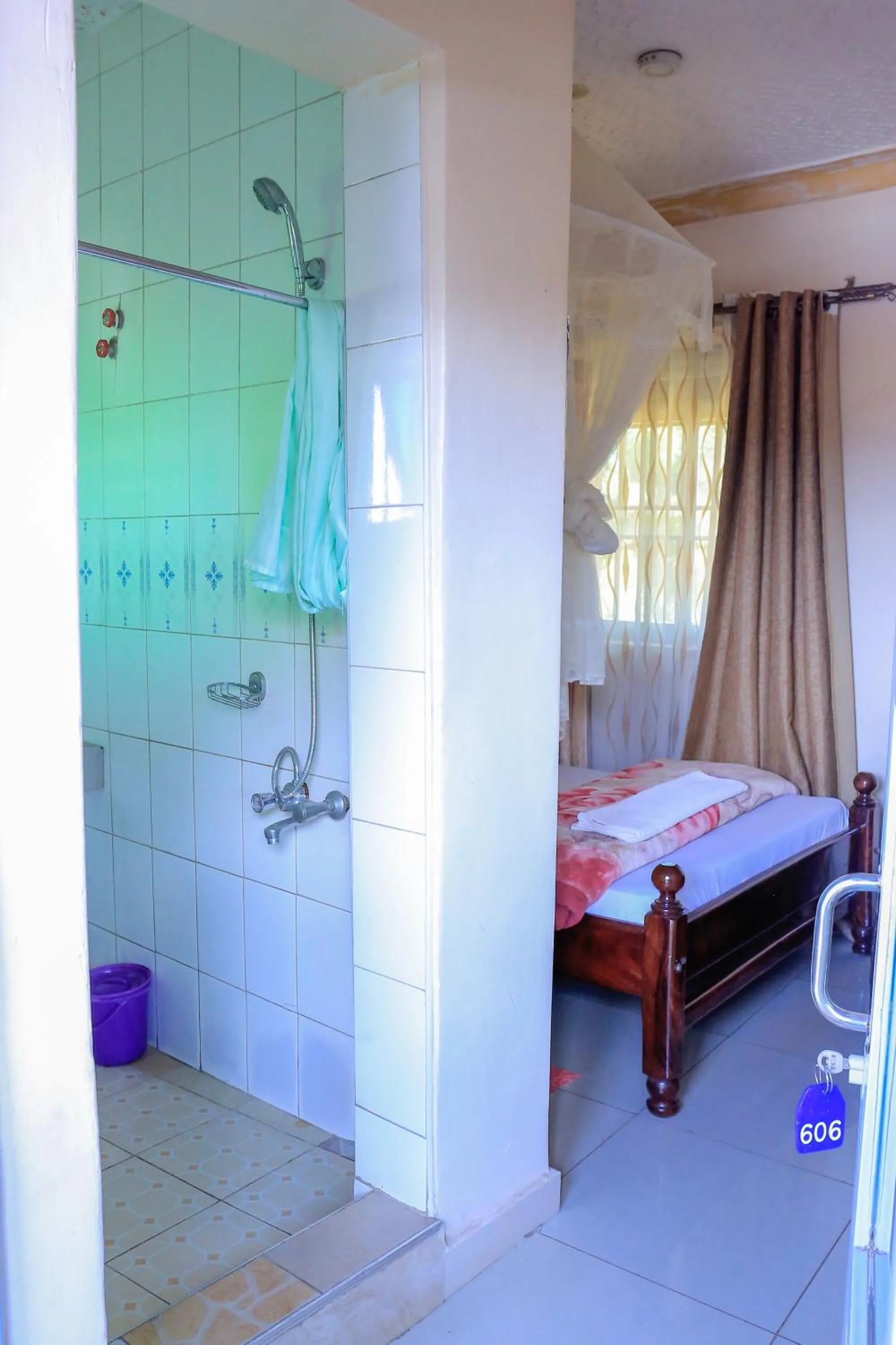 Bedroom, Bed in Precise Motel