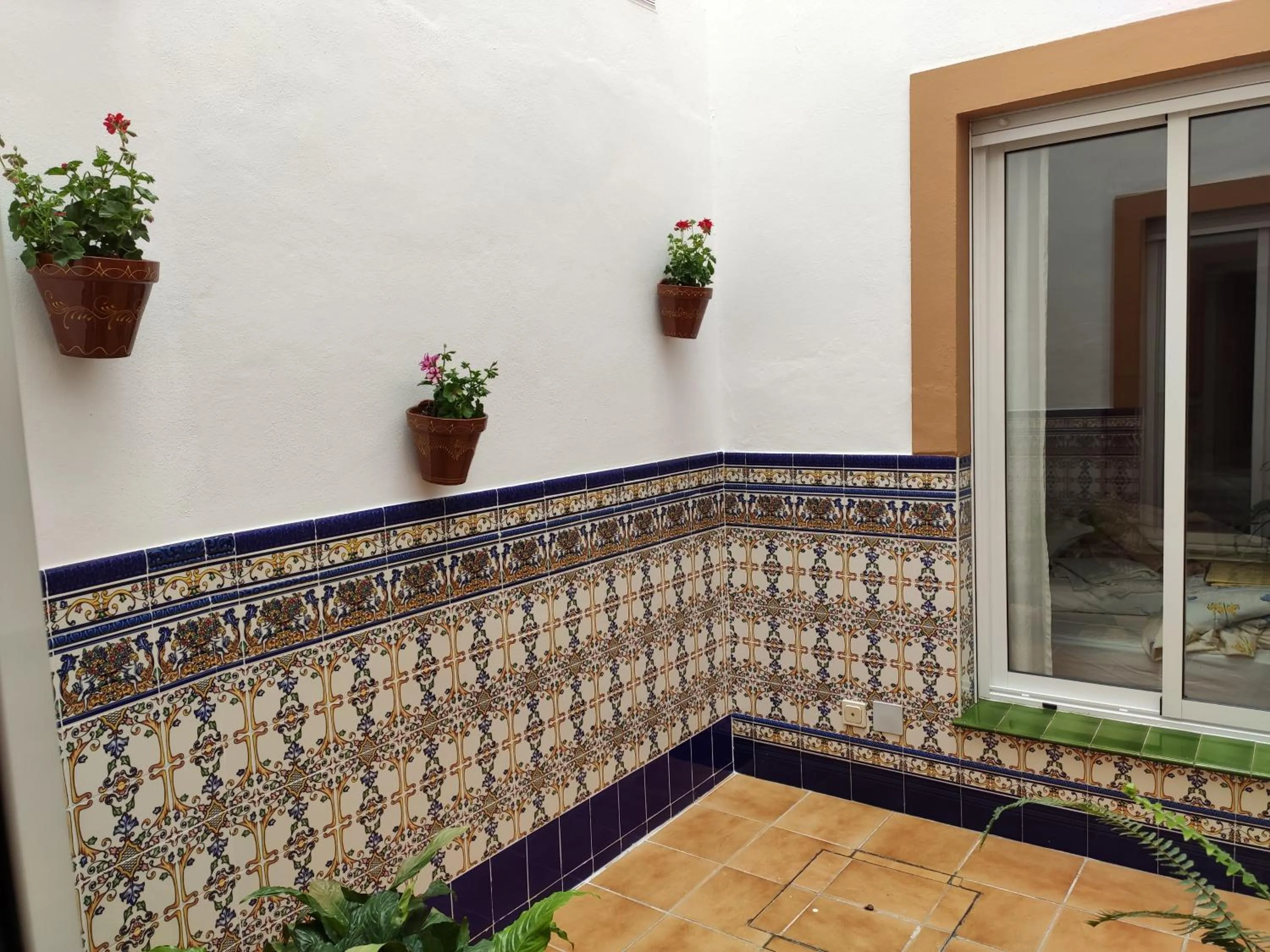 Patio in Hostal Ana - Adults Recommended