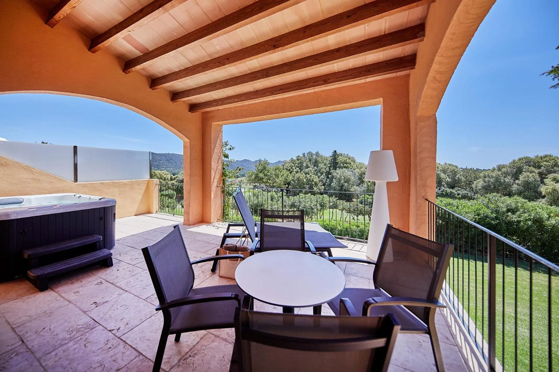 Hot Tub in Pula Suites Boutique Resort