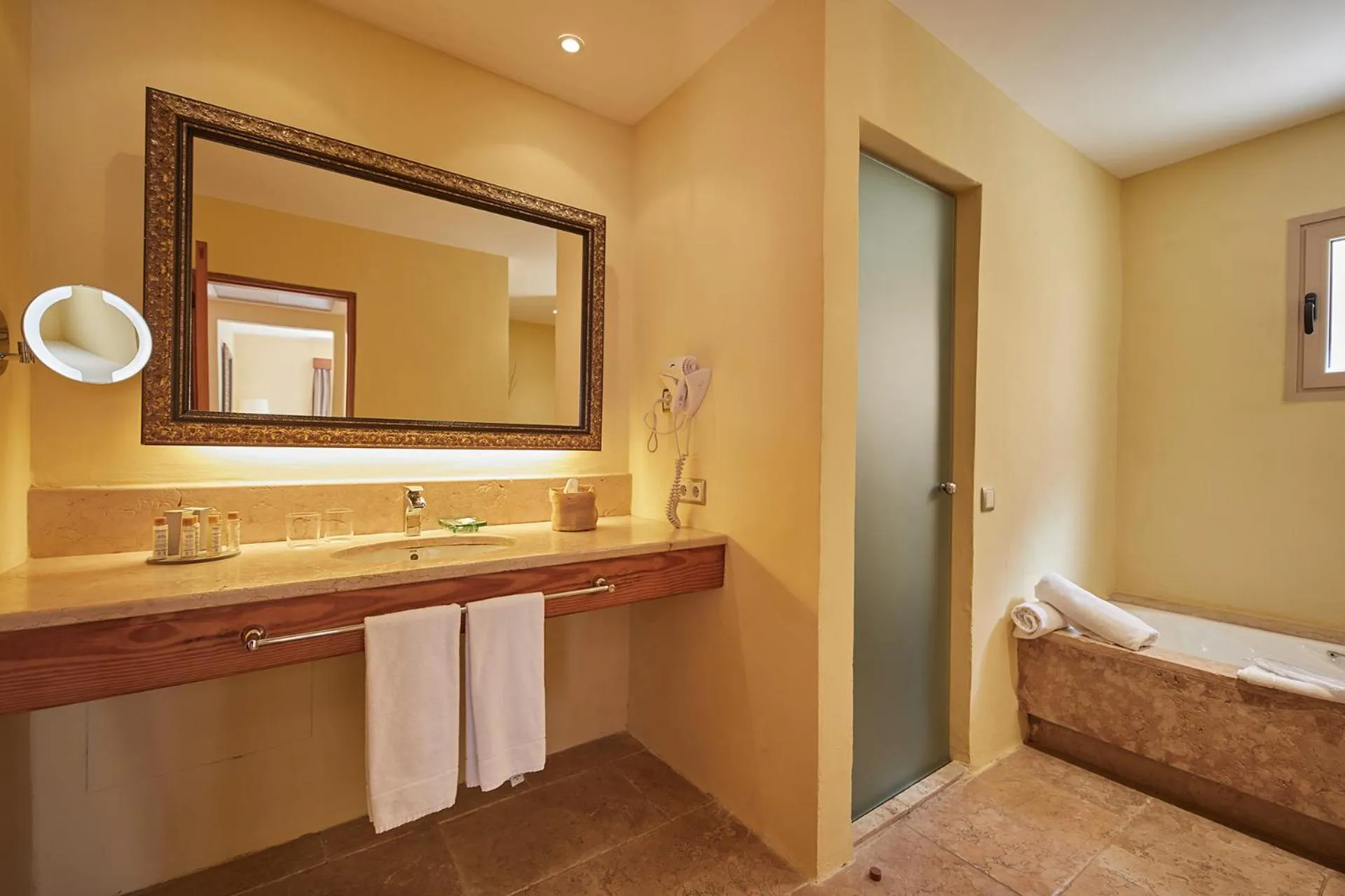 Bathroom, Bed in Pula Suites Boutique Resort