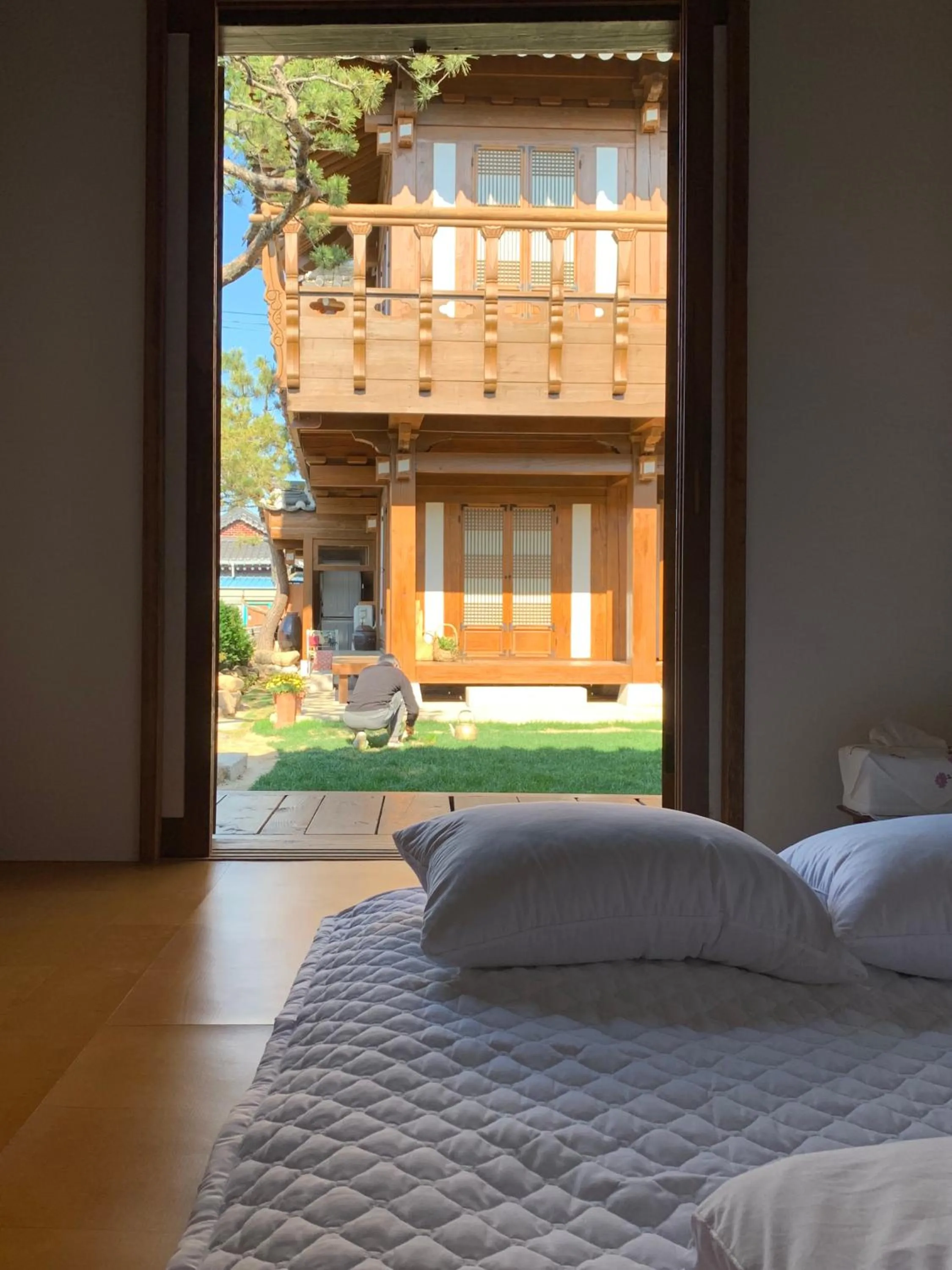 Photo of the whole room, Bed in HanokInn