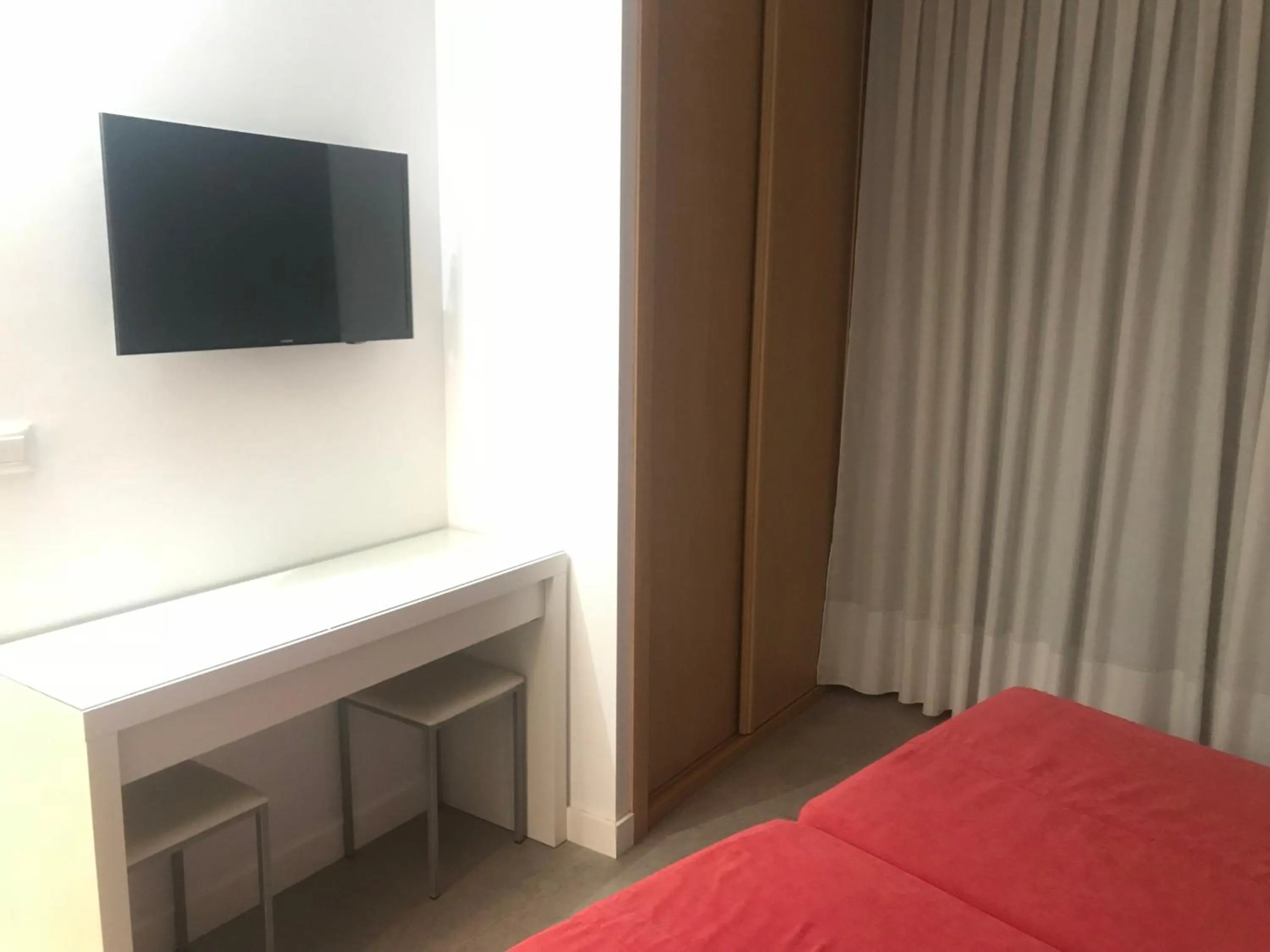 Spring, Bed in Hotel Varadoiro