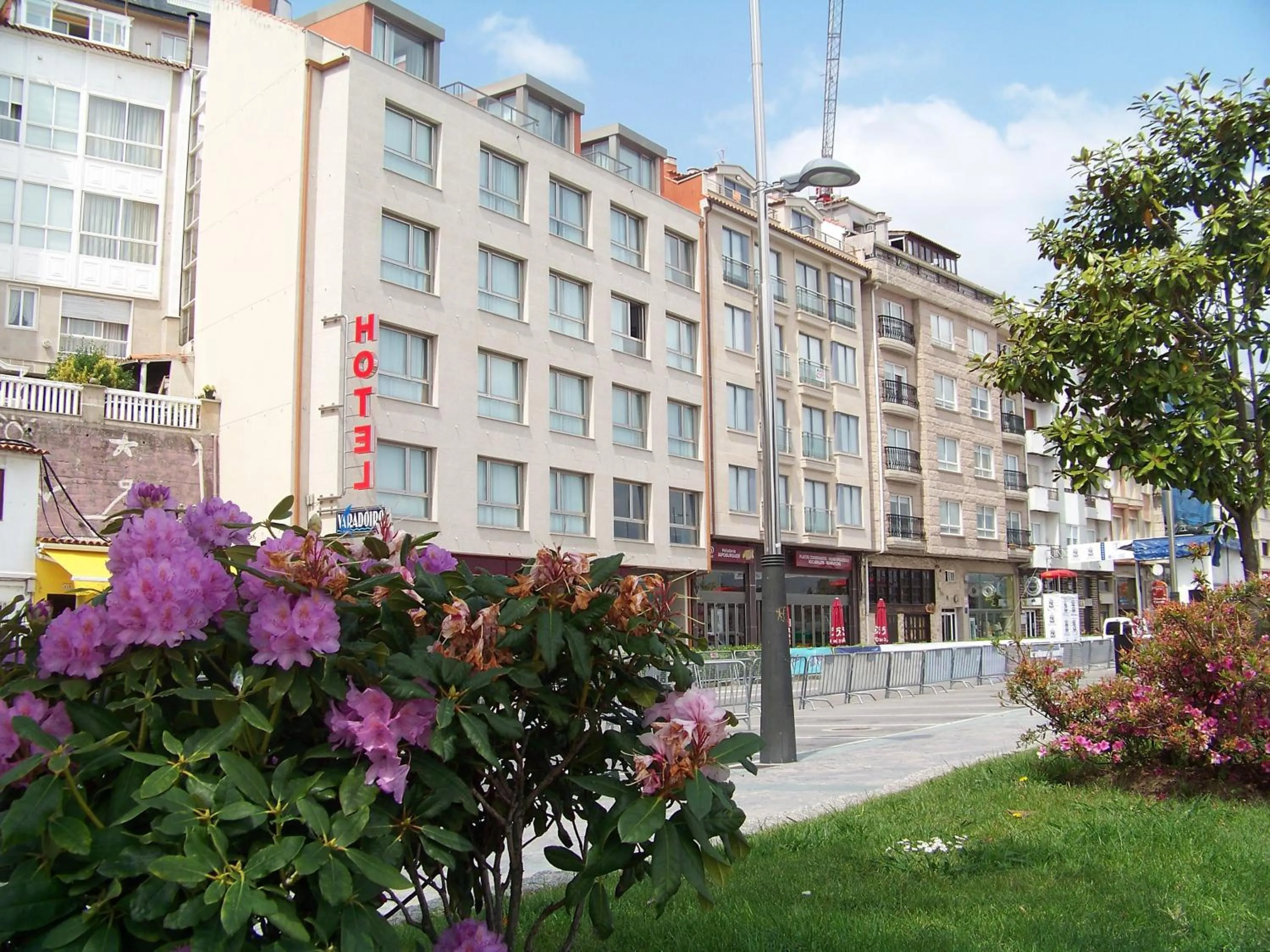 Property building in Hotel Varadoiro