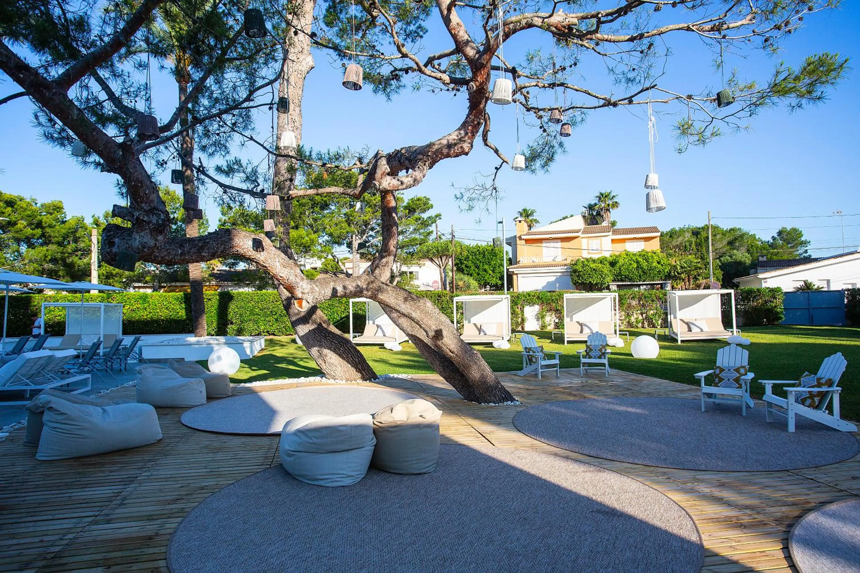 Garden in BQ Sarah -Adults Only