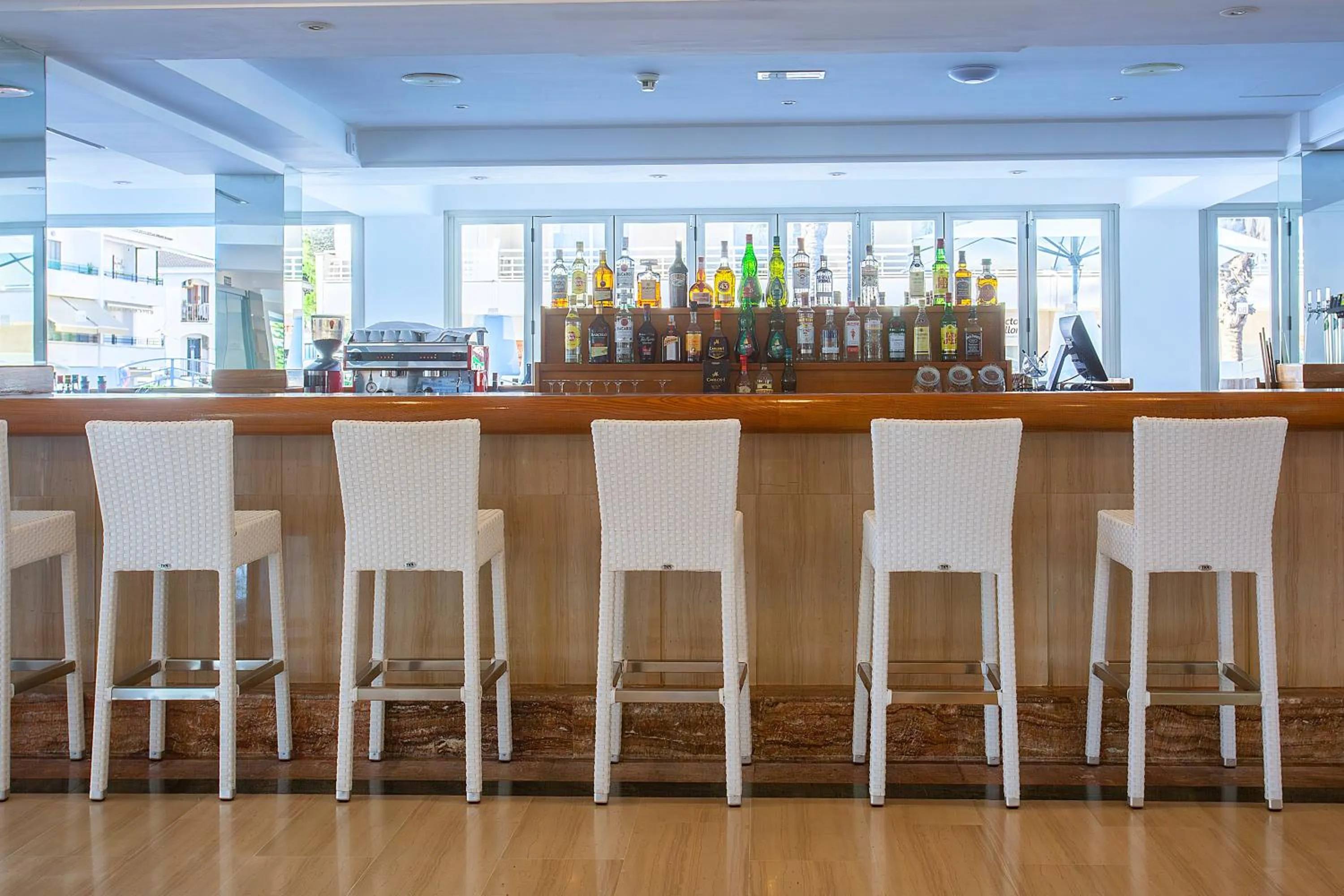 Lounge or bar in BQ Sarah -Adults Only