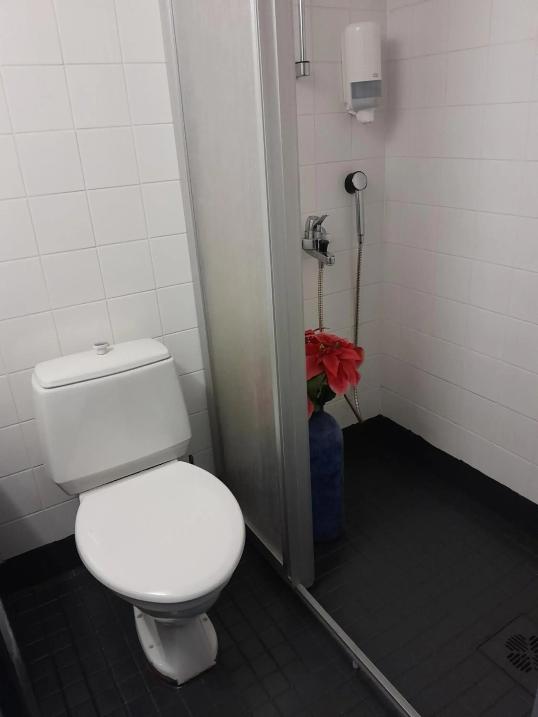 Twin Room with Terrace - single occupancy in Hotelli Leikari Twin Room with Terrace - single occupancy in Hotelli Leikari