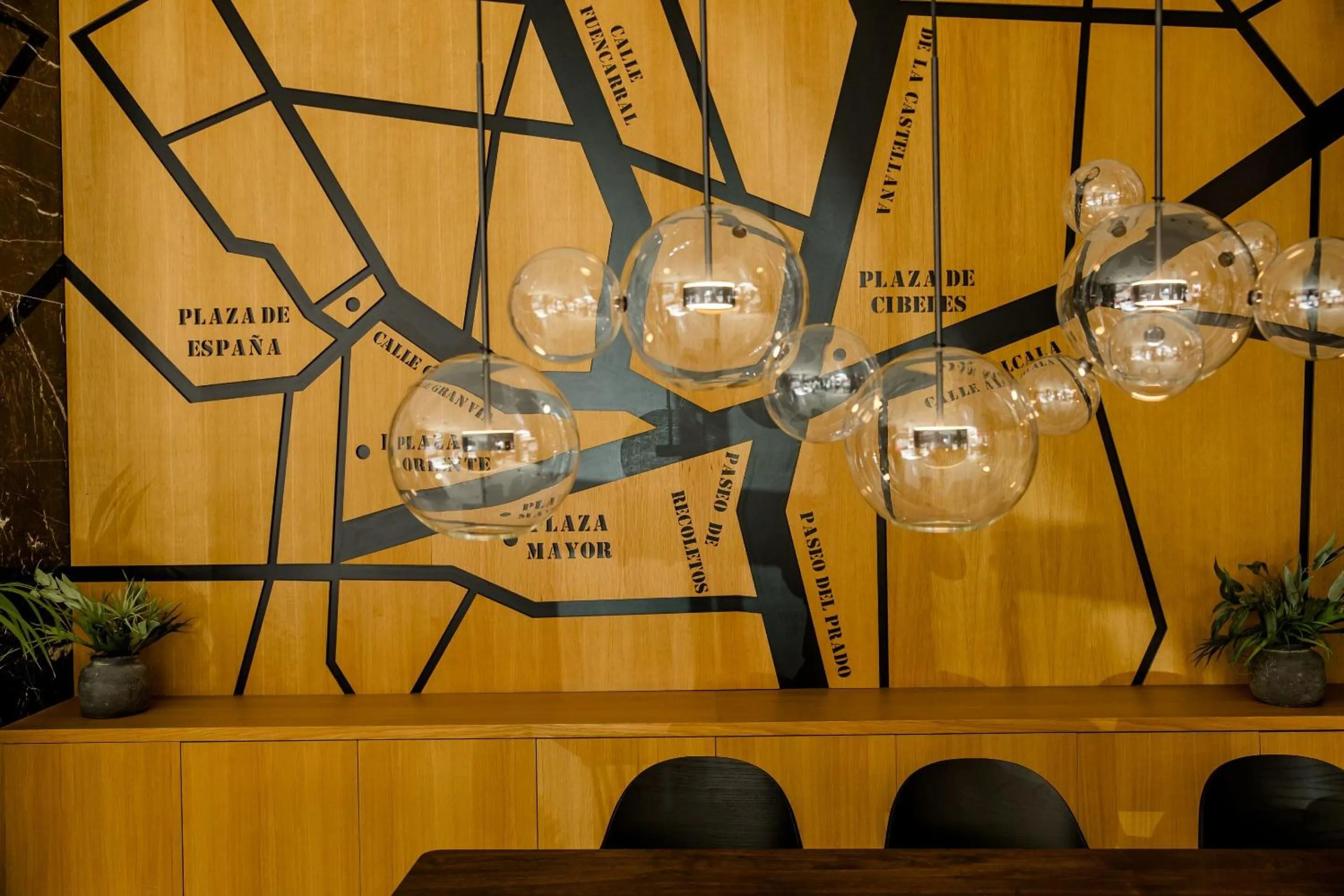 Lounge or bar in Motel One Madrid-Plaza de España