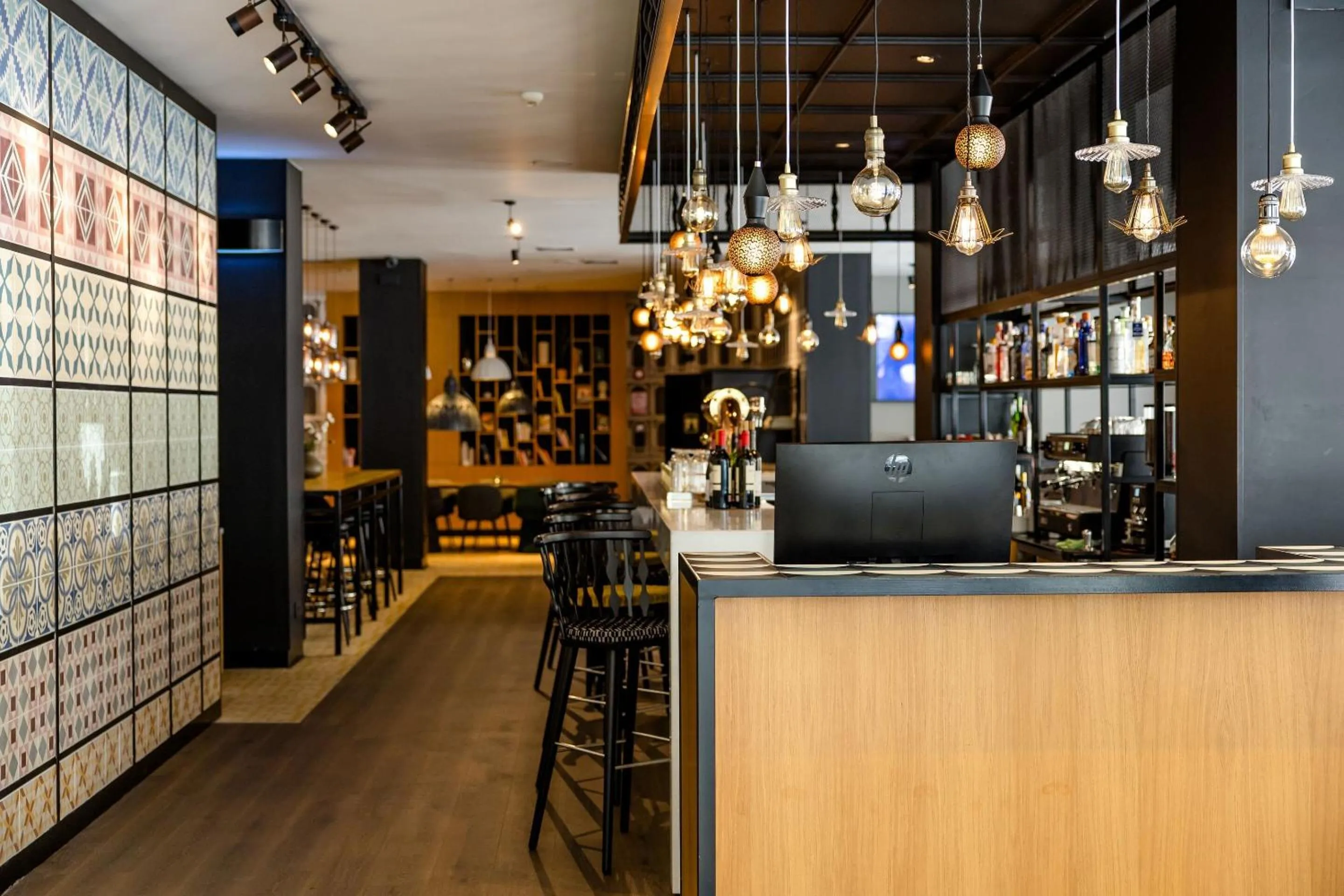 Lobby or reception in Motel One Madrid-Plaza de España