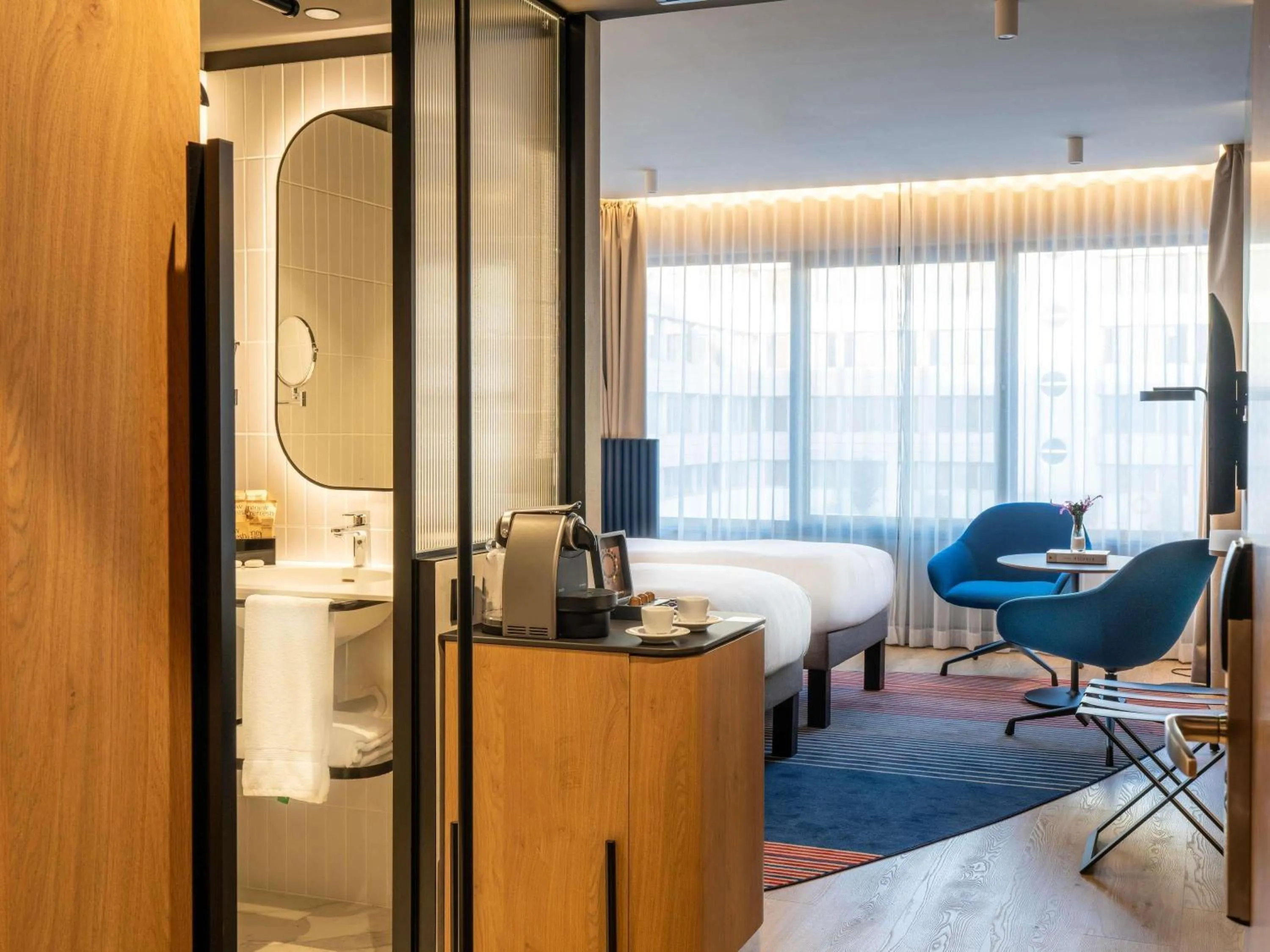 Bedroom in Pullman Madrid Airport & Feria