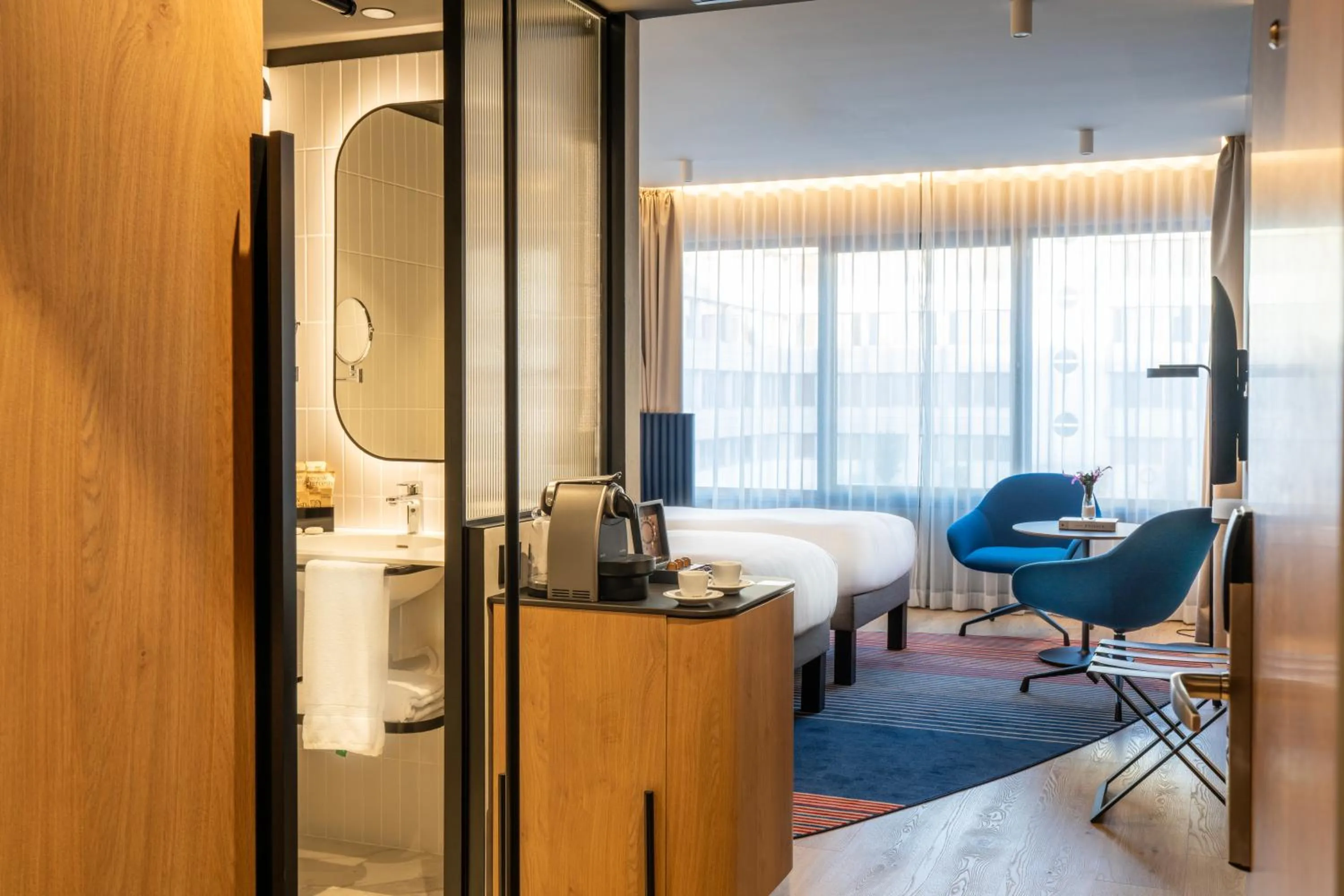 Bedroom in Pullman Madrid Airport & Feria