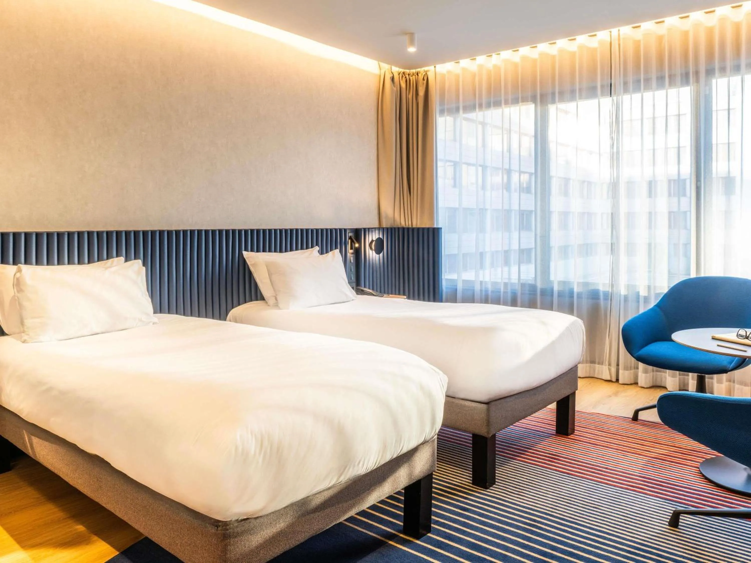 Bedroom in Pullman Madrid Airport & Feria