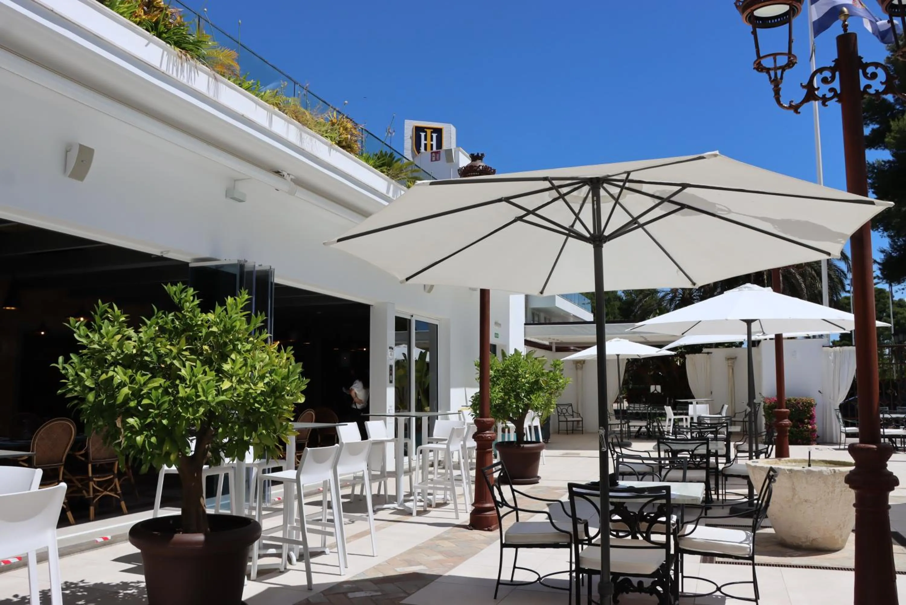 Restaurant/places to eat in Hotel Jerez & Spa