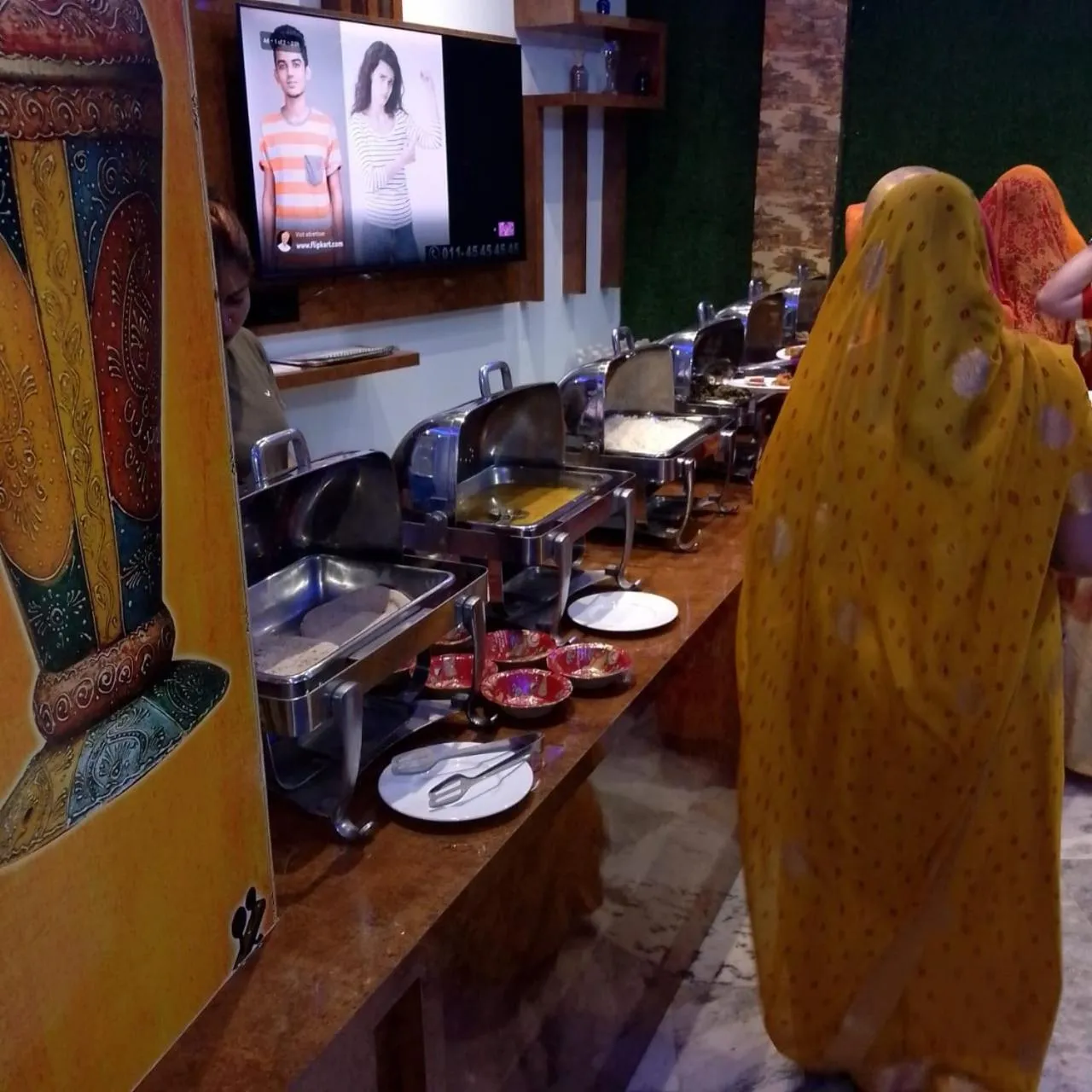 Restaurant/places to eat in Hotel Blue Lemon