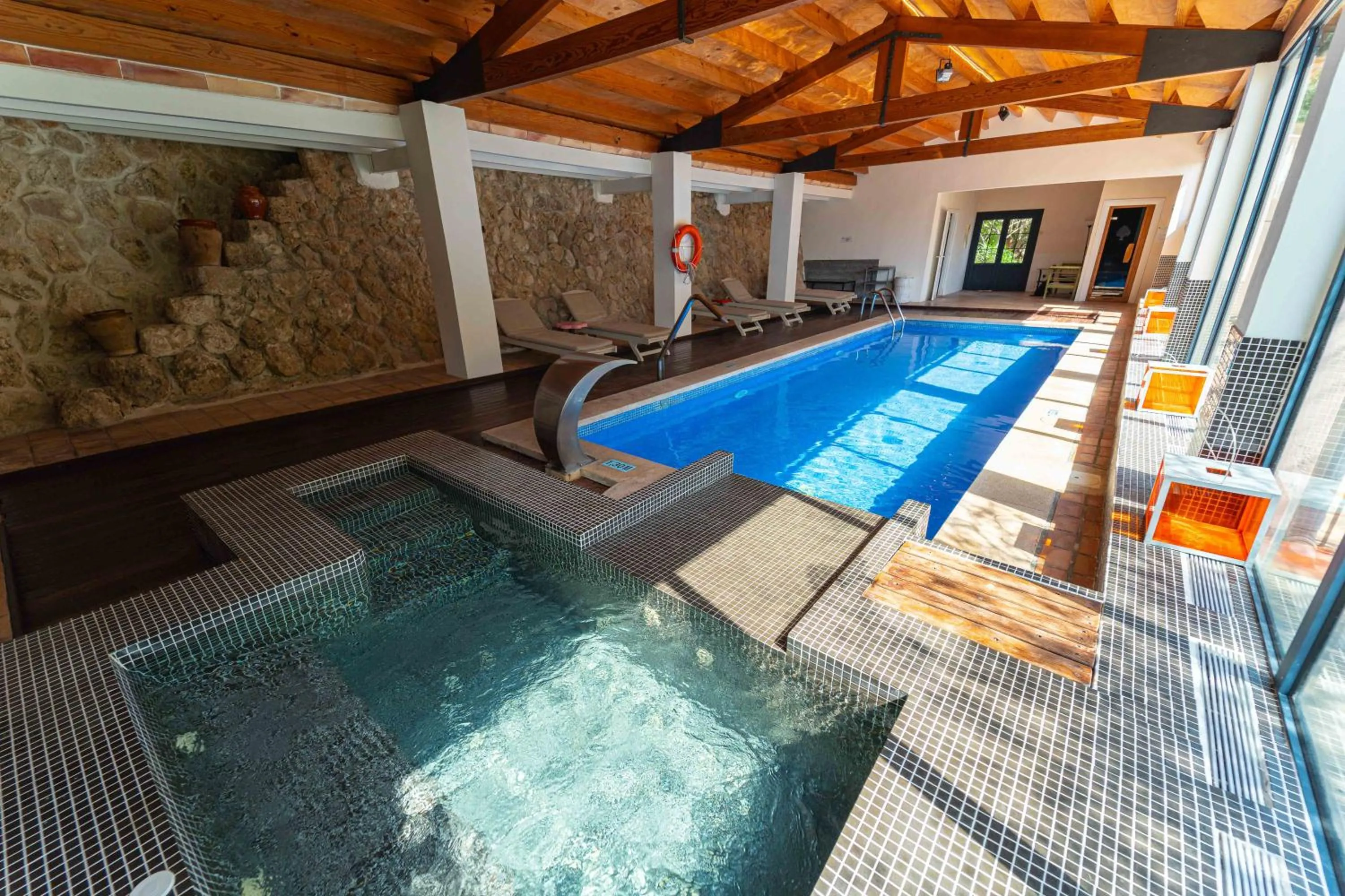 Hot Tub in Hotel Rural S'Olivaret & Spa