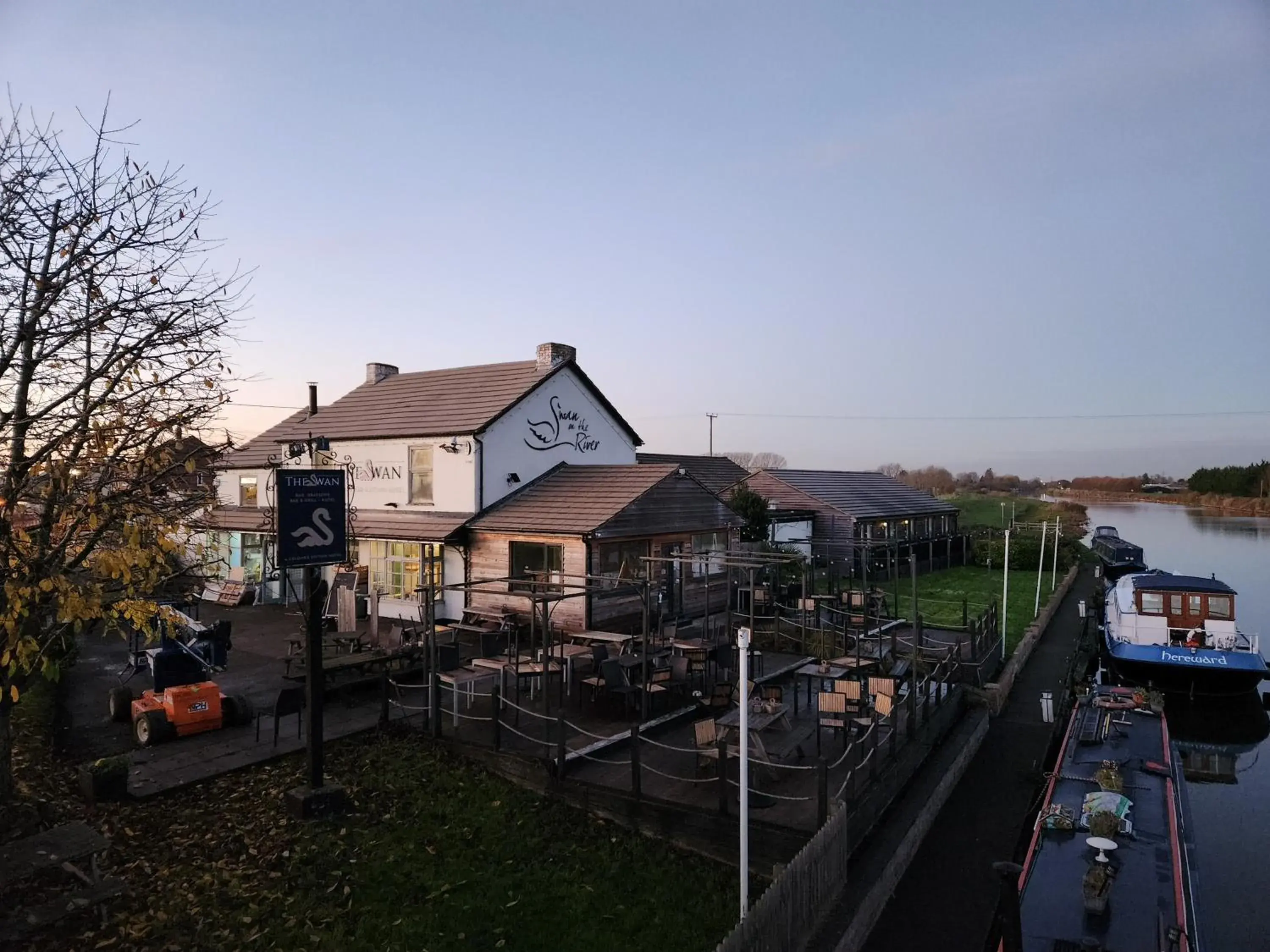 Superior Family Room in The Swan - A Colombo Edition Hotel Superior Family Room in The Swan - A Colombo Edition Hotel