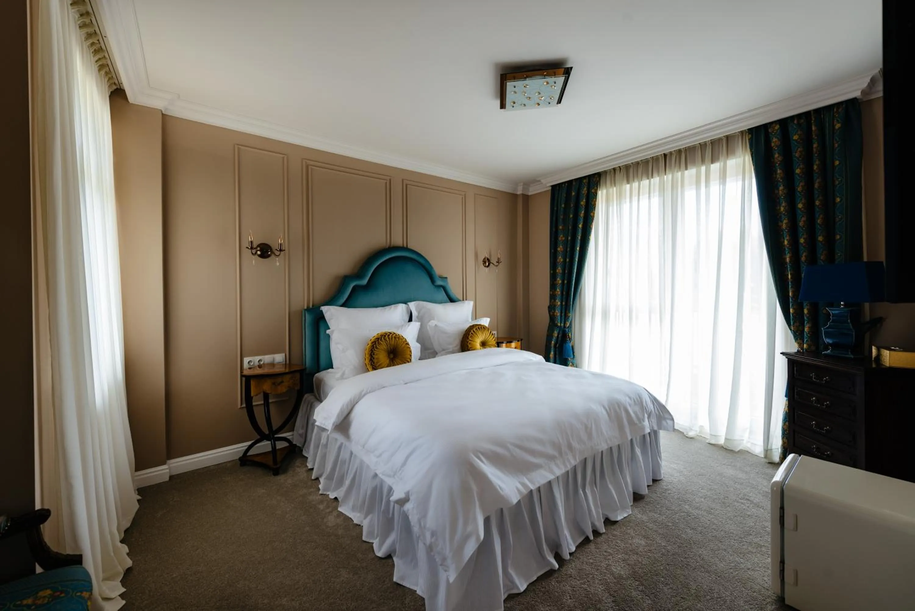 Bedroom, Bed in Ateneea Luxury Rooms