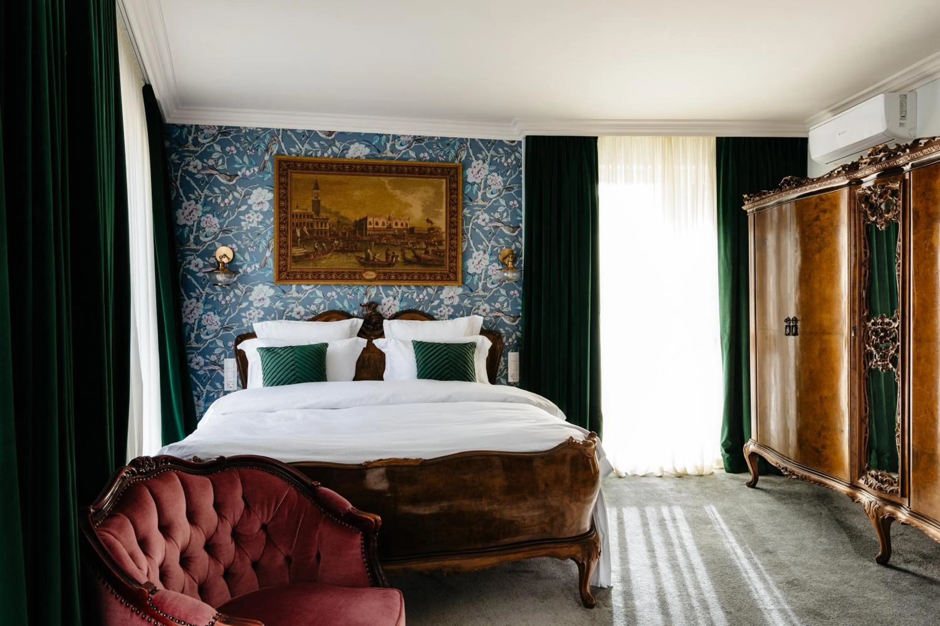 Bedroom, Bed in Ateneea Luxury Rooms