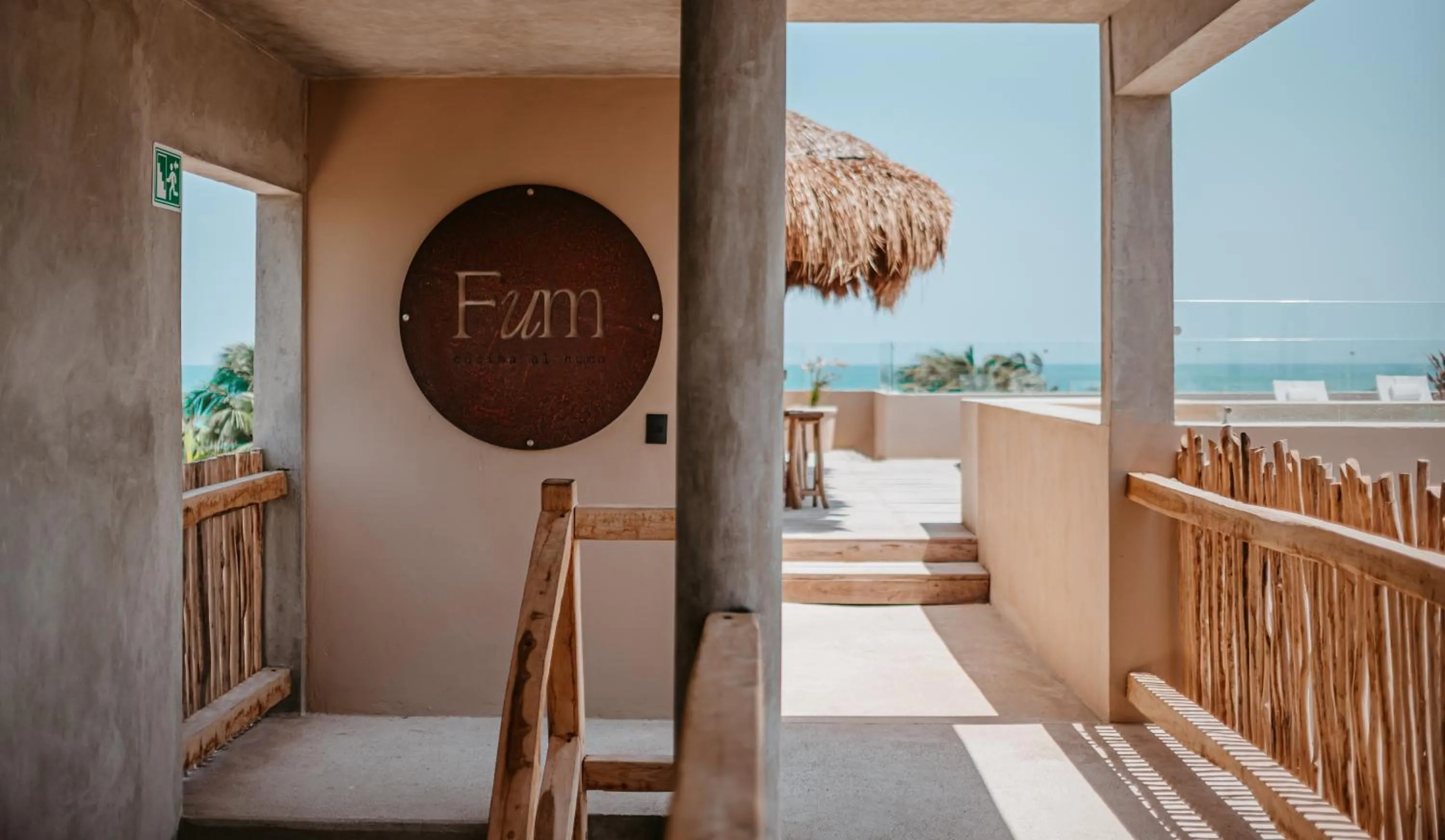 Restaurant/places to eat in Dos Mares Barefoot Luxury