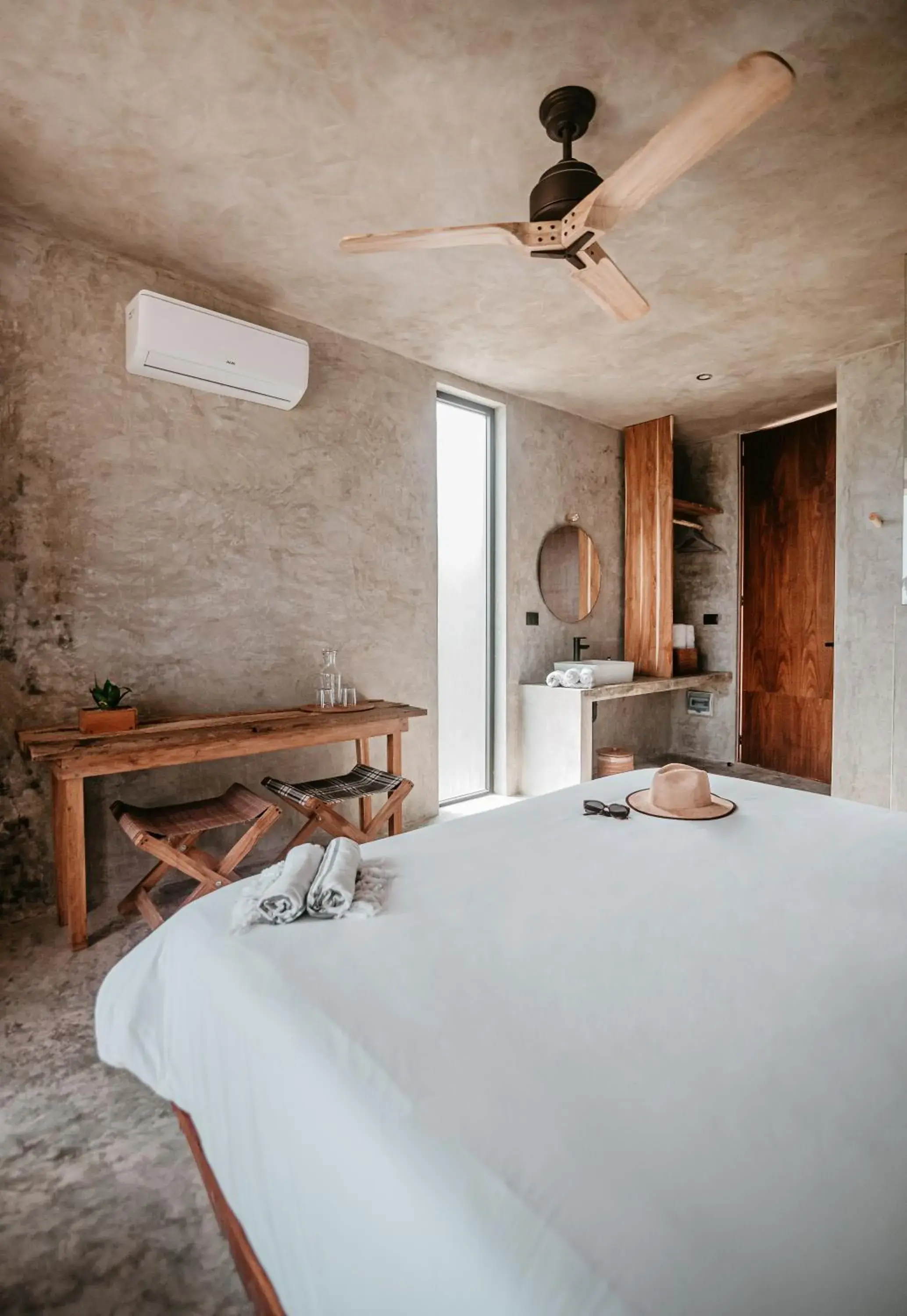 Deluxe Double Room with Sea View in DOS MARES Barefoot Hotel Deluxe Double Room with Sea View in DOS MARES Barefoot Hotel