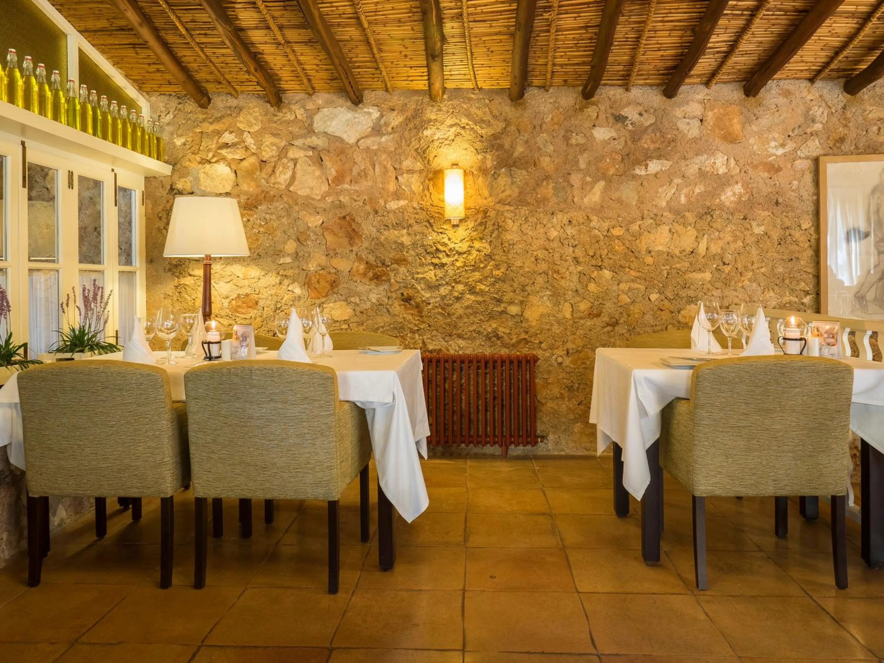 Restaurant/places to eat in Protur Residencia Son Floriana