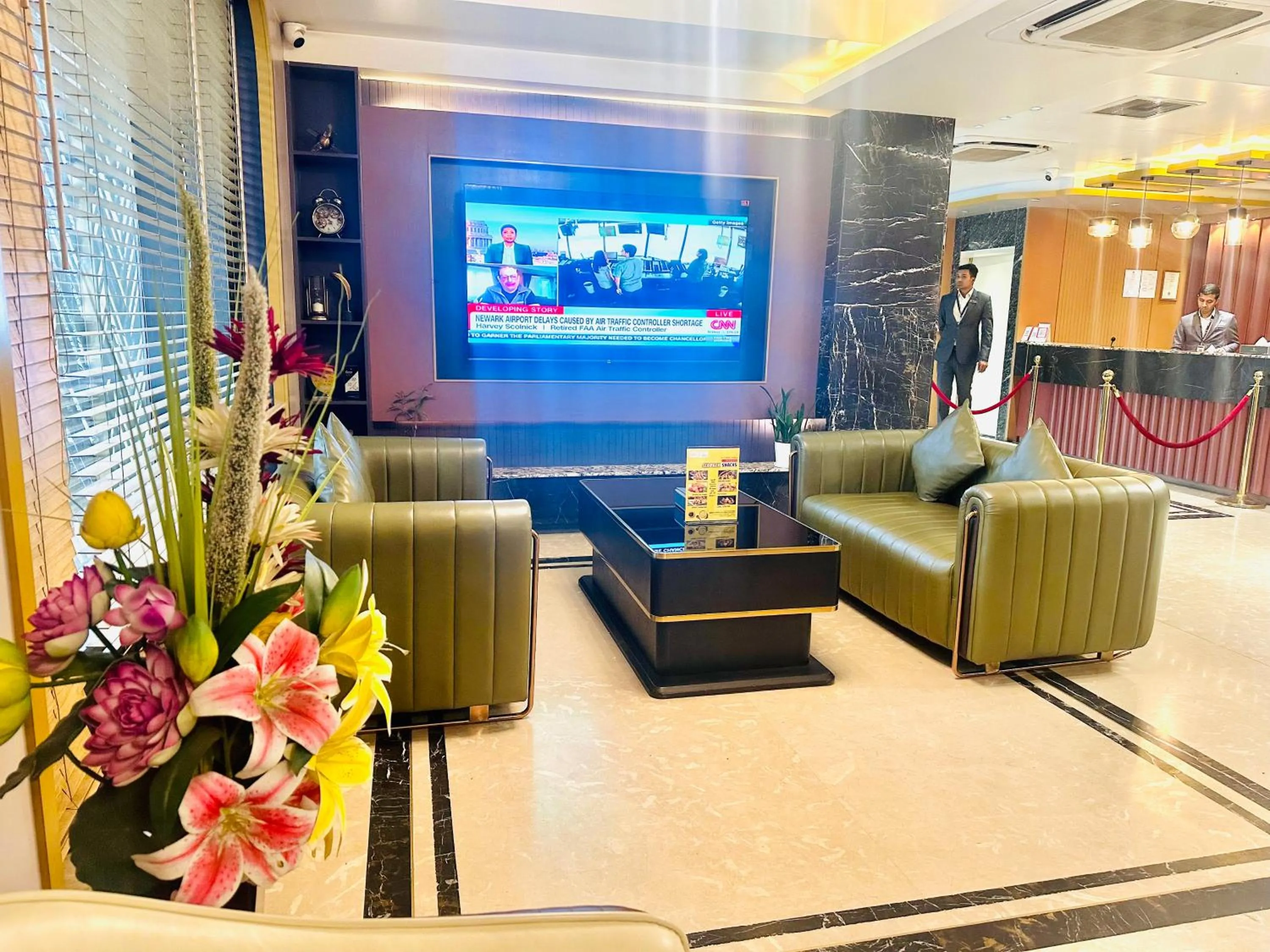 Communal lounge/ TV room in The Zabeer Dhaka