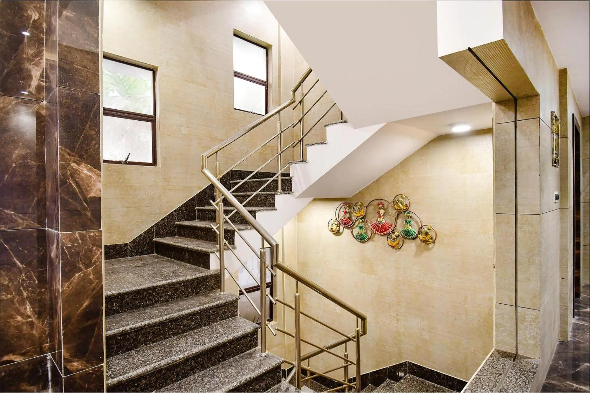 Lobby or reception in FabHotel Prime Jalsa - Nr Axis Mall