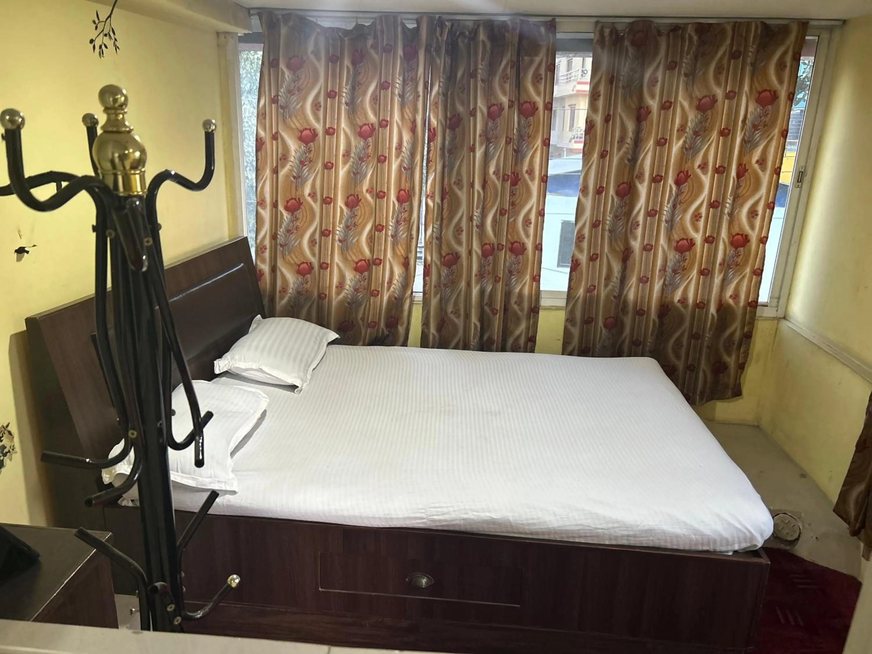 Bedroom, Bed in Sudha’s Garden Home