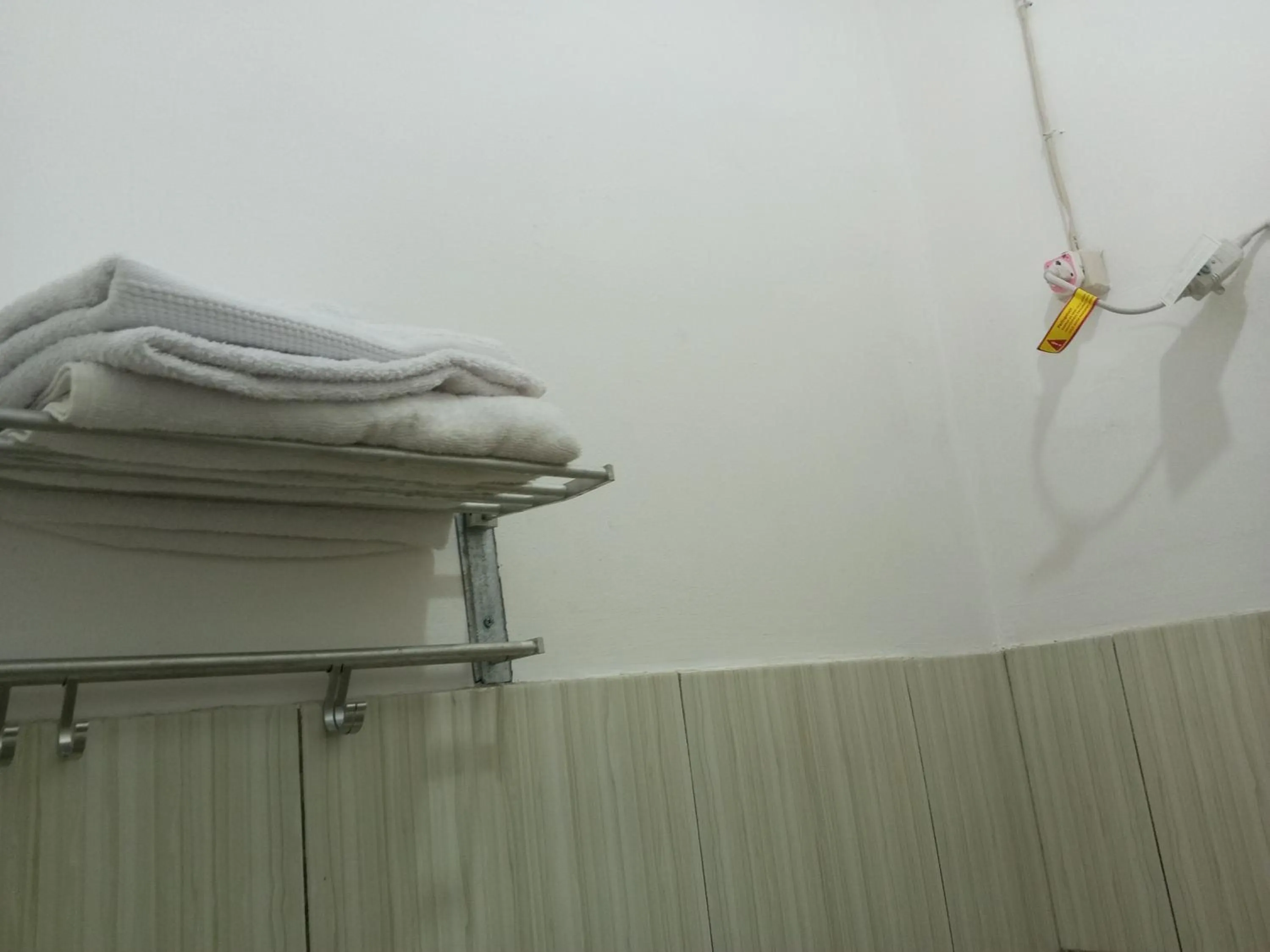 Bathroom in OYO Life 92543 Ratu Sakti Residence Syariah