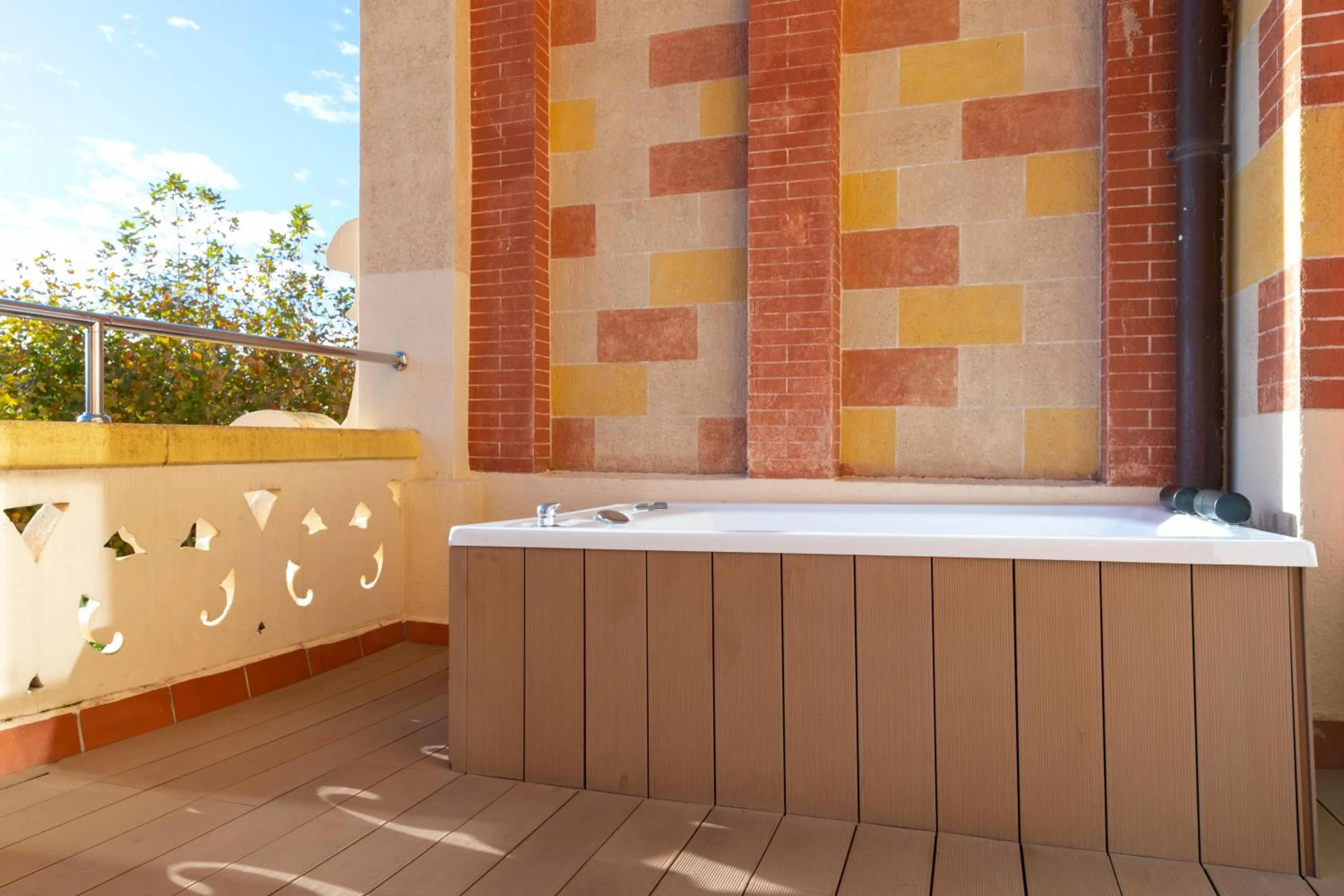 Photo of the whole room in 1881 Hotel Balneario Vichy Catalan