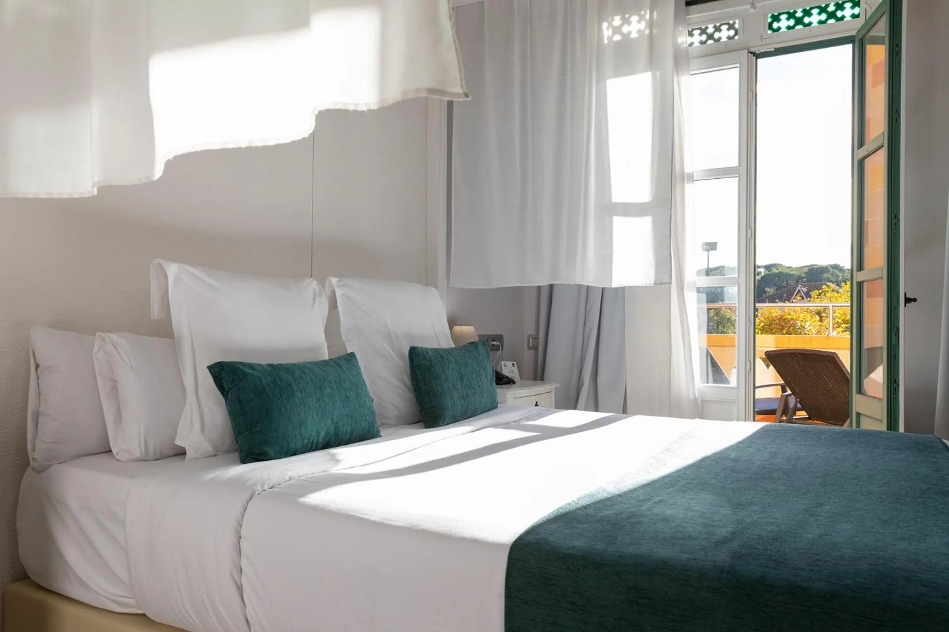 Bed in 1881 Hotel Balneario Vichy Catalan